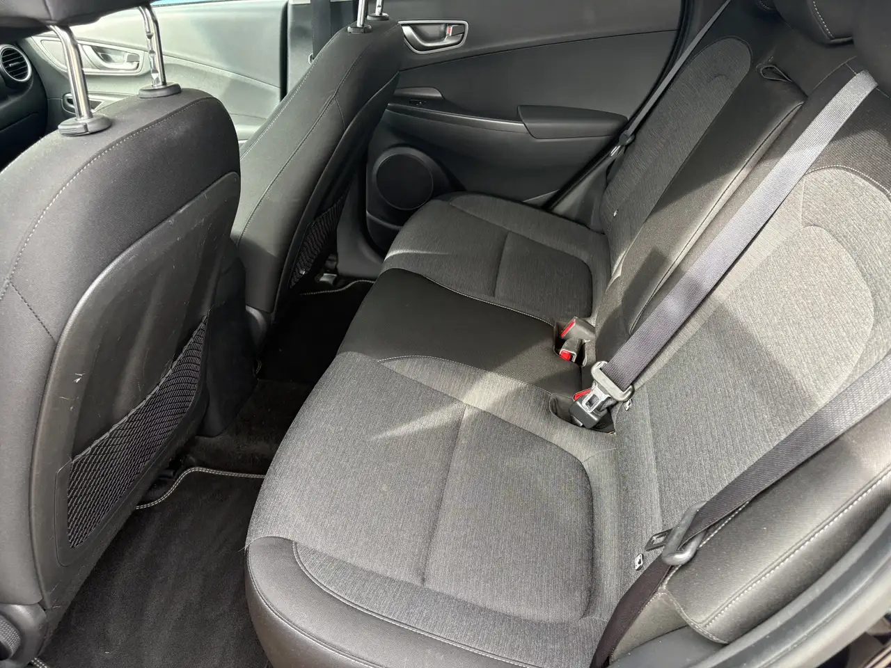 Hyundai Kona EV Premium 64 kWh, navi, cruise, camera, climate, миниатюра 8