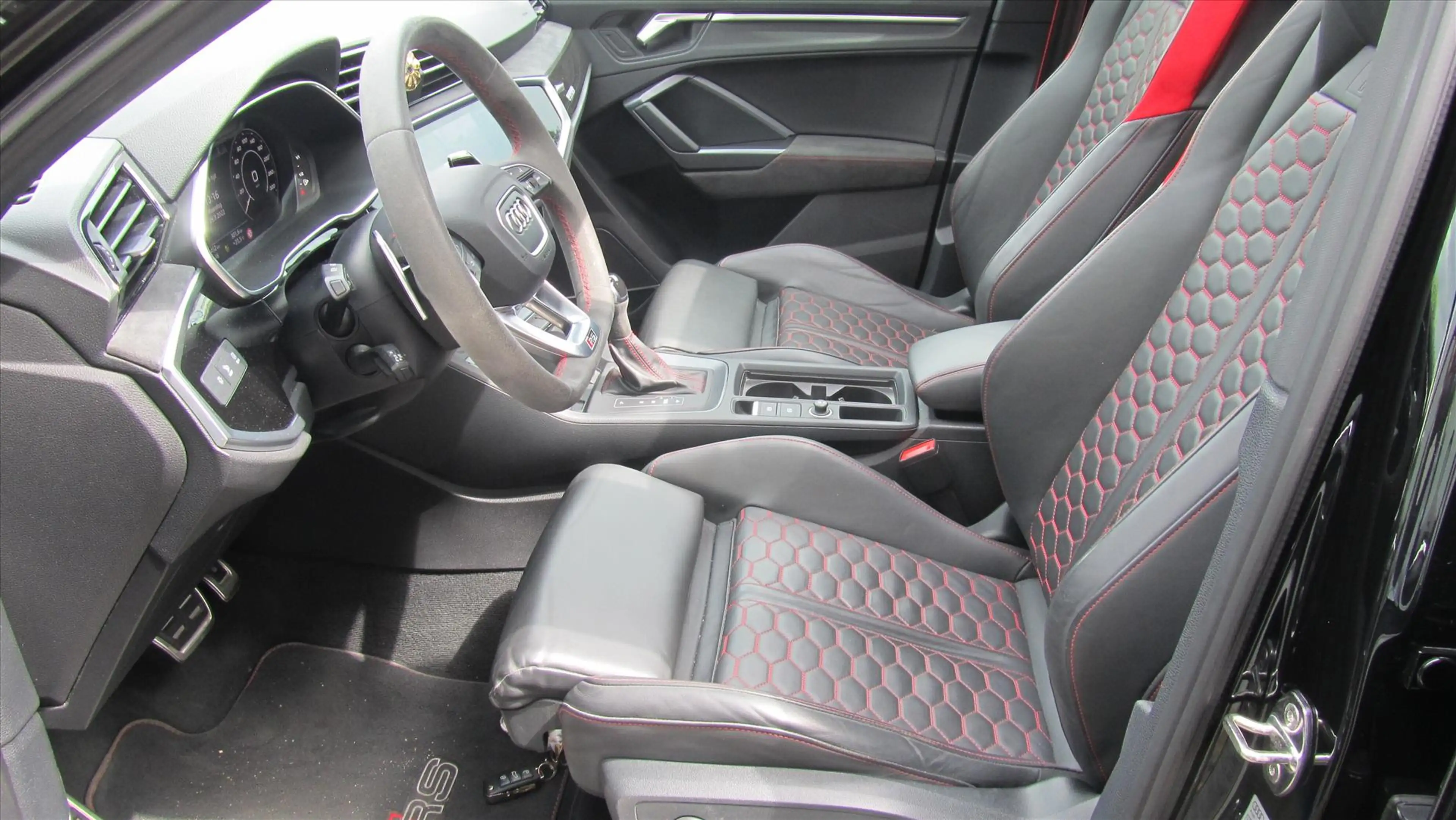Audi RS Q3 400 pk Sportback — photo 20