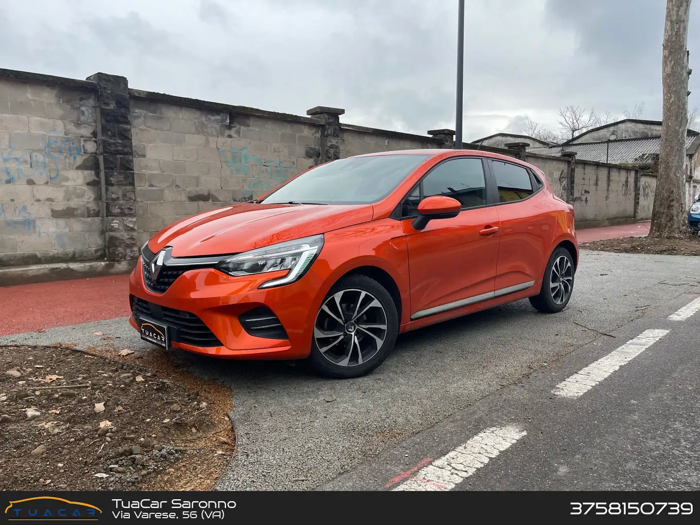 Renault Clio Zen 1.0 TCe 100 Oranje - 1