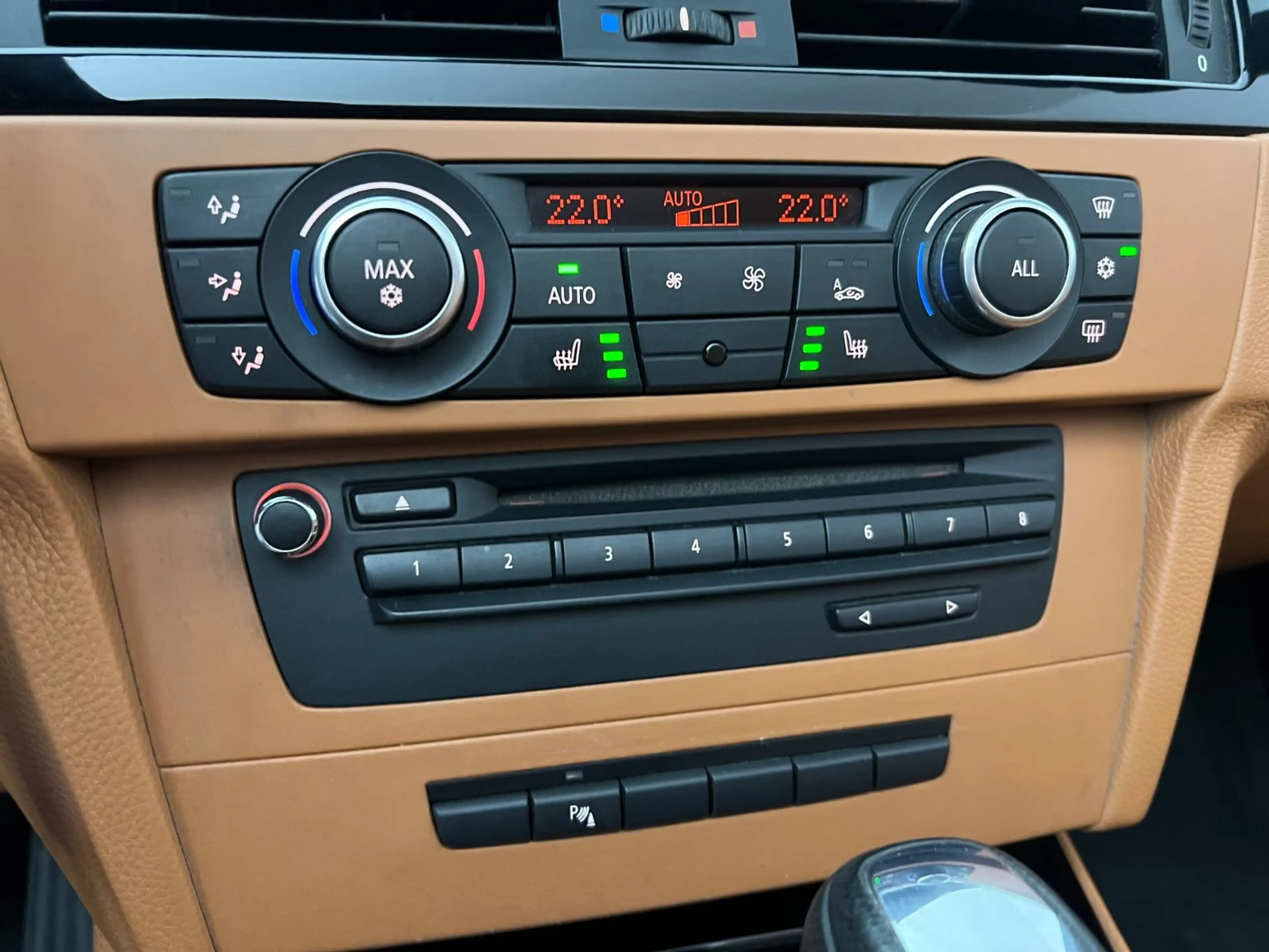 BMW 325 d Cabrio INDIVIDUAL // 6 ZYL./HK / GARANTIE / — photo 43