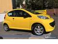 Peugeot 107 Petit Filou 3trg.*Radio/CD*AUX*LM*AllSeason* Amarillo - thumbnail 2