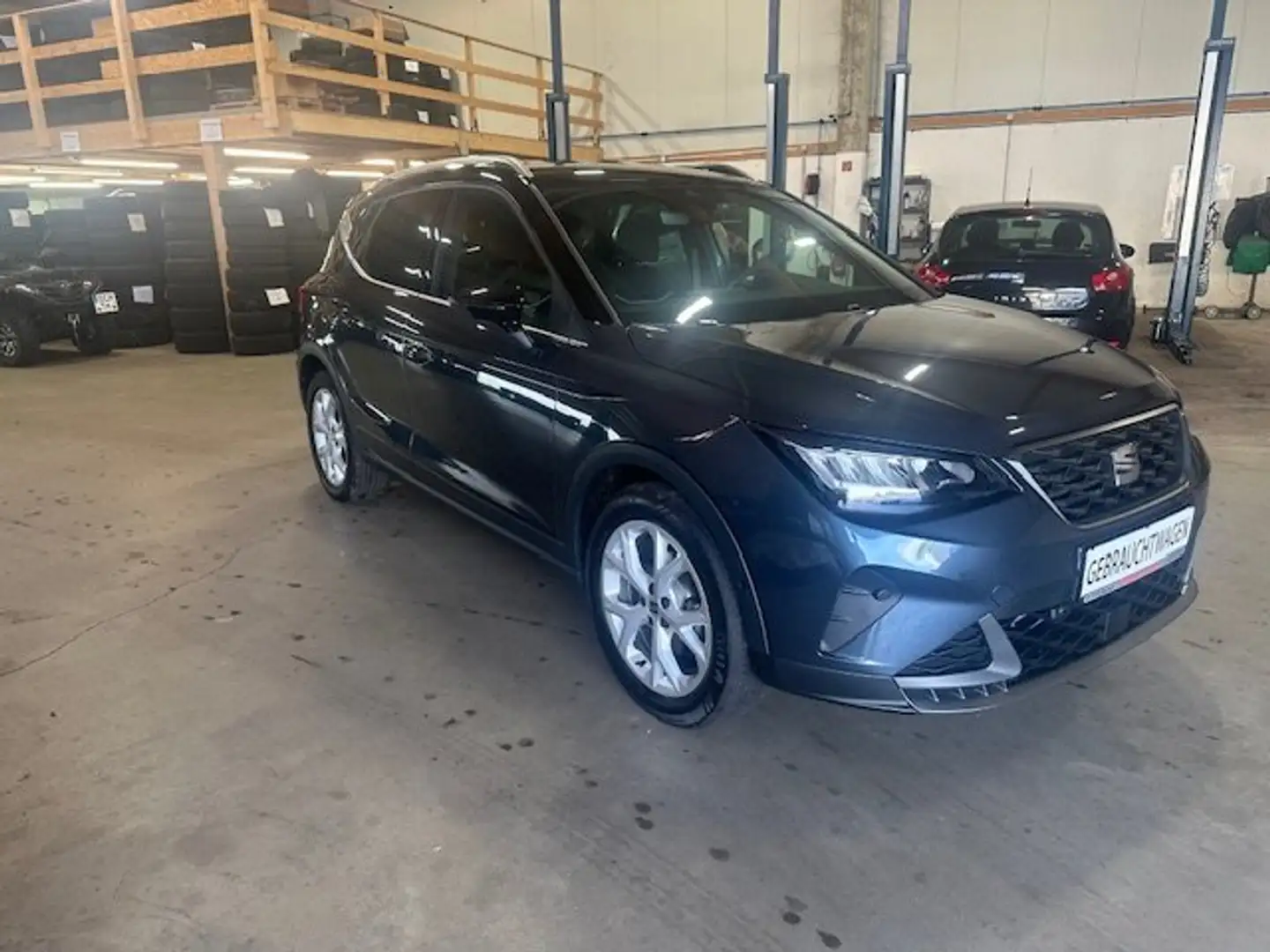 SEAT Arona FR Grau - 1