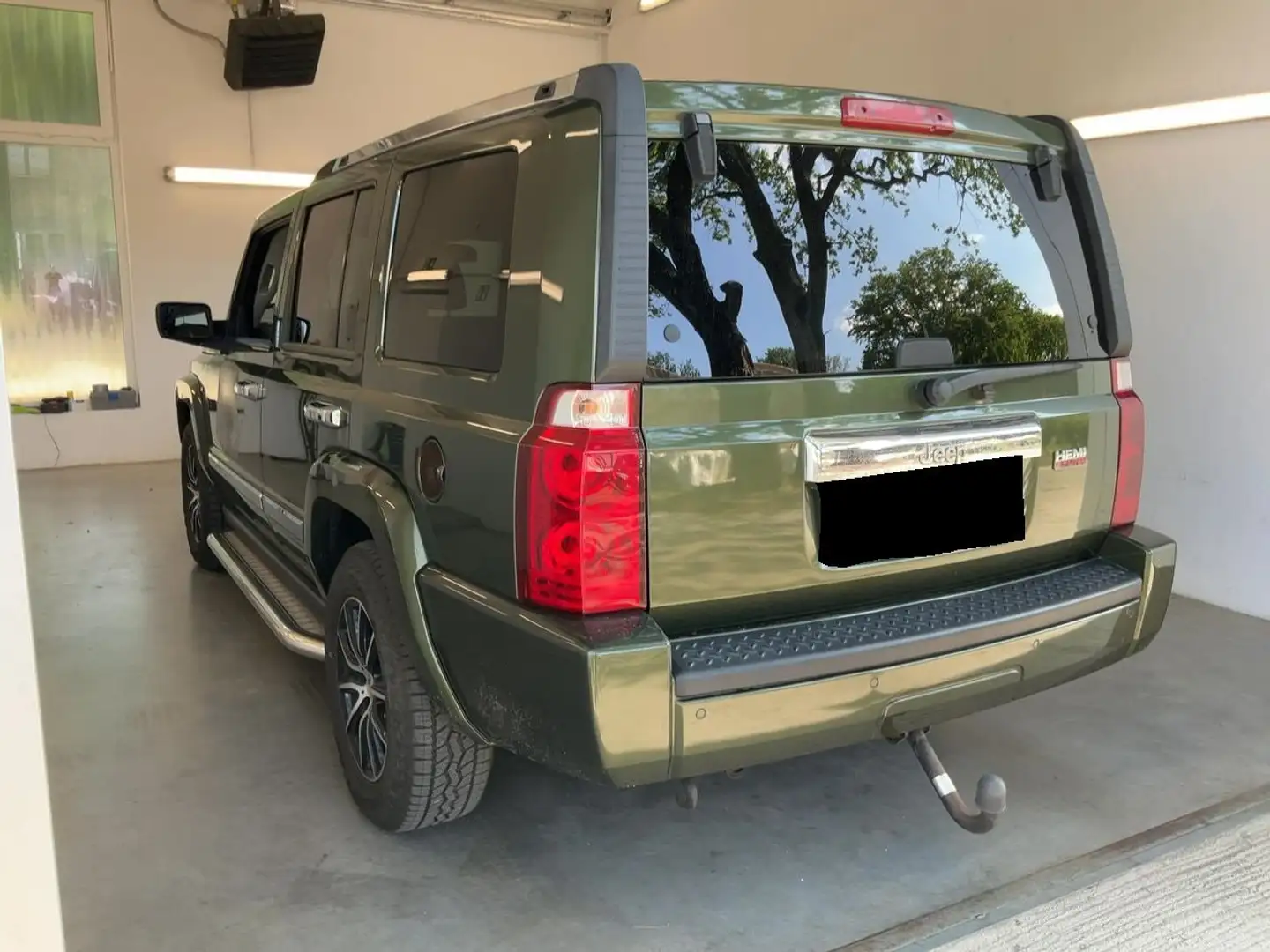 Jeep Commander 5.7 V8 Limited HEMI LPG Prins *7-Sitze* Grün - 2