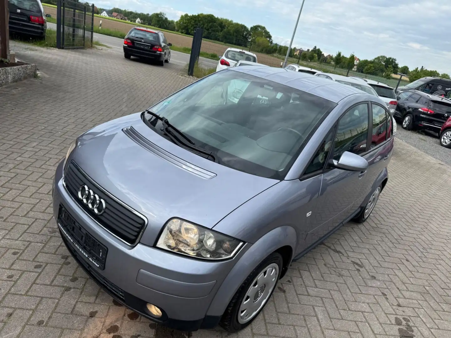 Audi A2 1.4 TDI Klimatronic Scheckheft Argintiu - 1