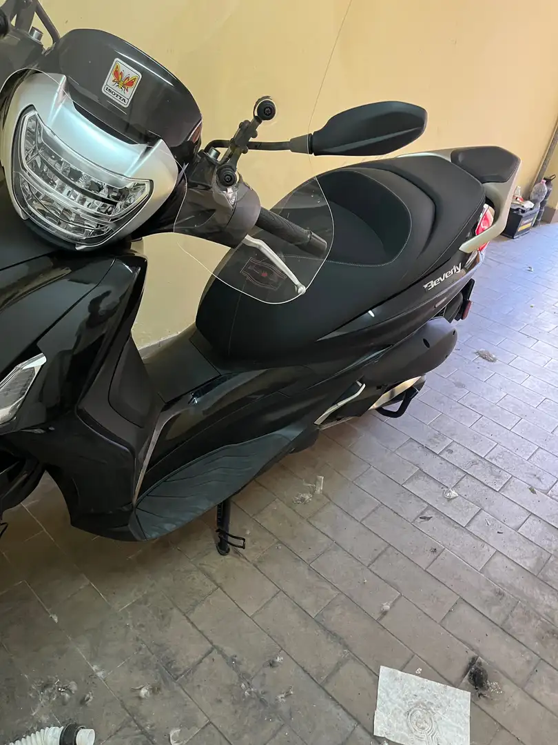 Piaggio Beverly 300 Nero - 1