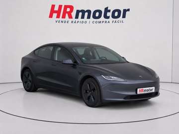 Standard Range Premium RWD