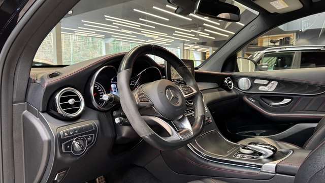 Mercedes-Benz GLC 43 AMG — photo 12