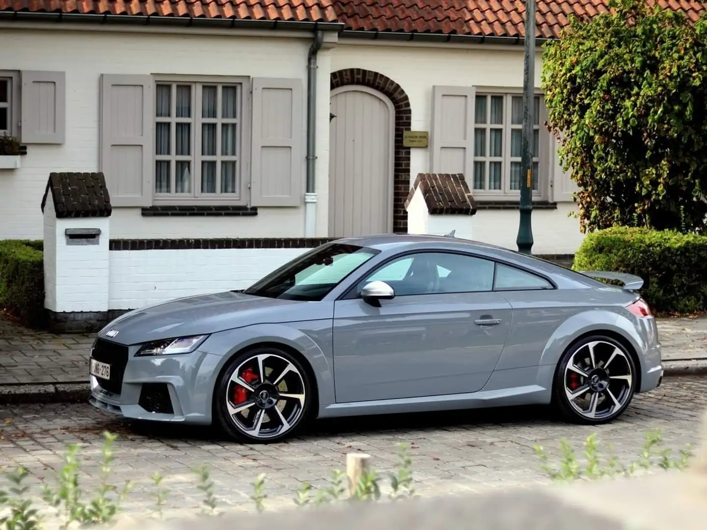 Audi TT RS Coupe Grey - 2