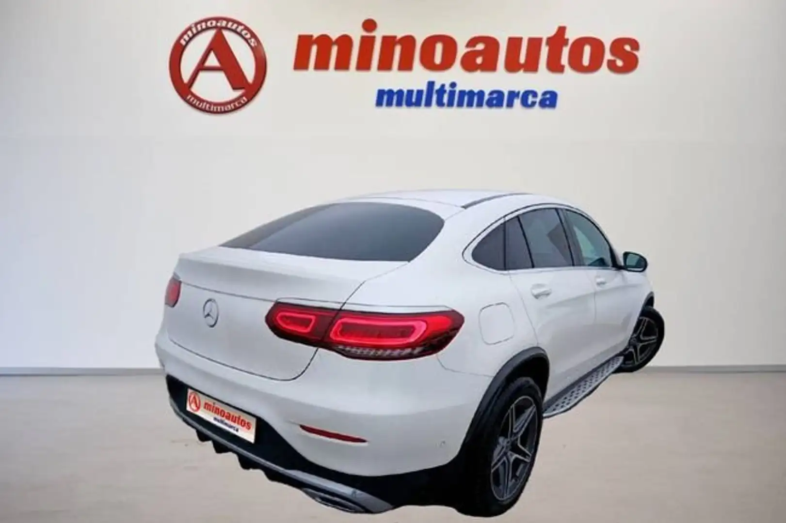 Mercedes-Benz GLC 200 4MATIC 197 CV AMG LINE Blanco - 2