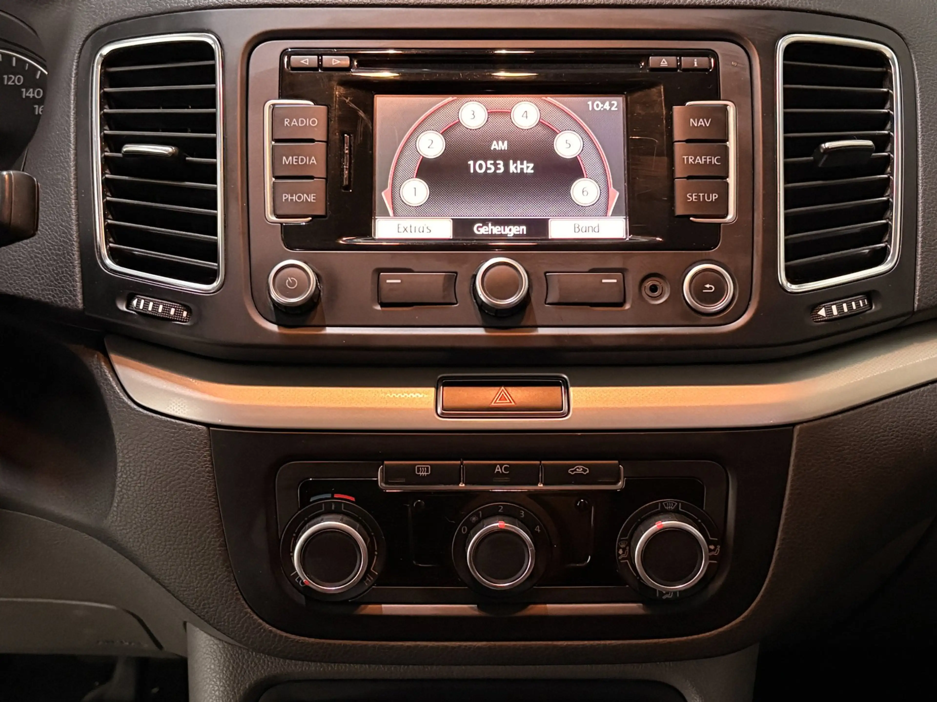 SEAT Alhambra 1.4 TSI Reference 7 persoons — photo 21