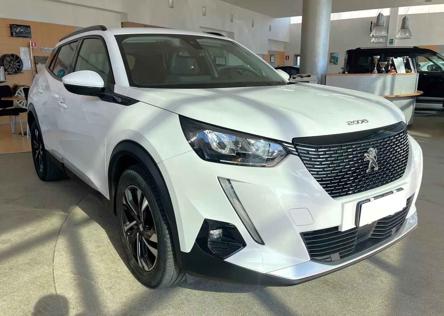 Peugeot 2008 1.2 Allure 102 cv - OK Neop.- Distibuzione FATTA Bianco - 2