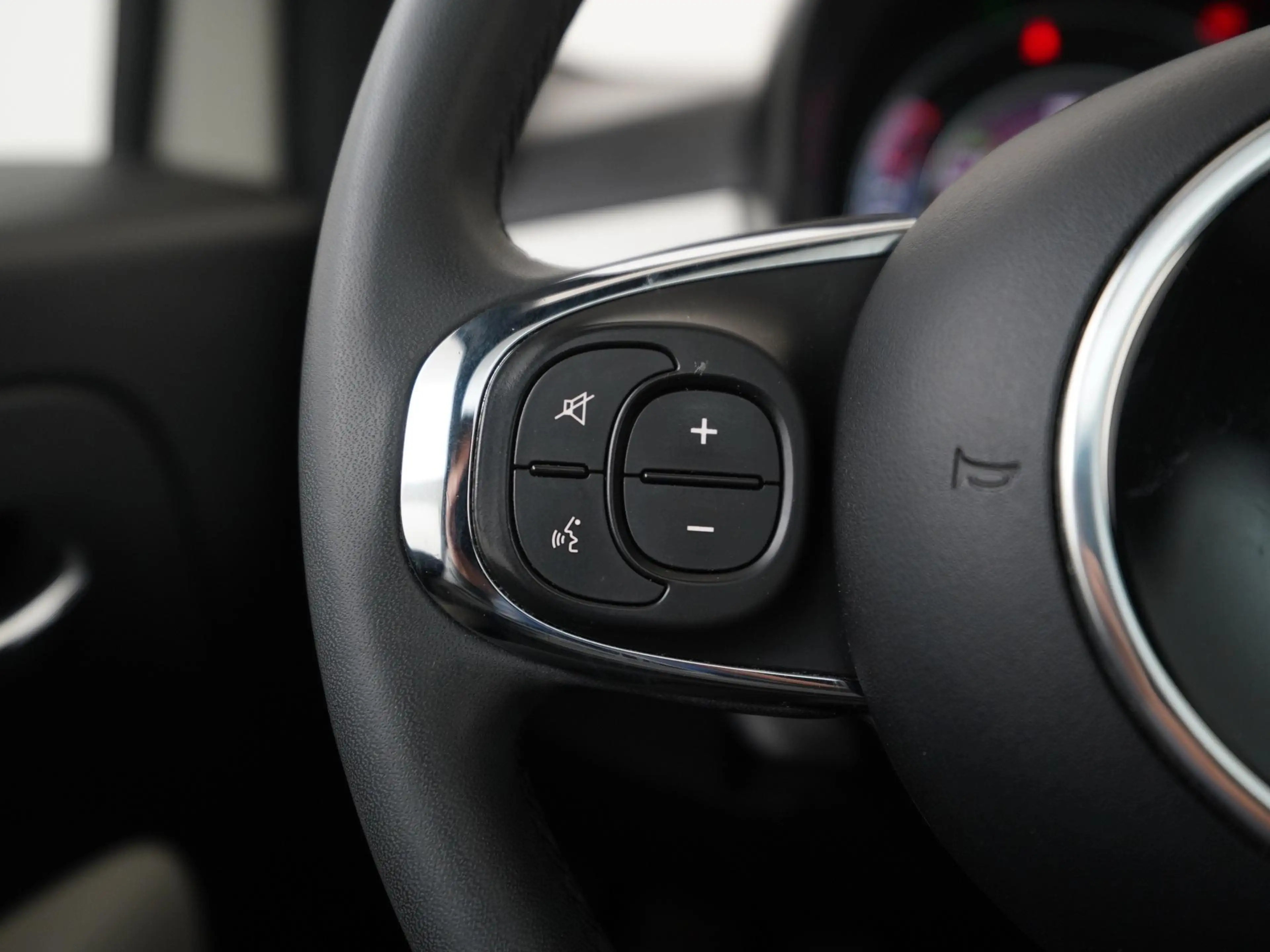 Fiat 500 1.0 Hybrid Dolcevita | Panoramadak | Navigatie | P — photo 7