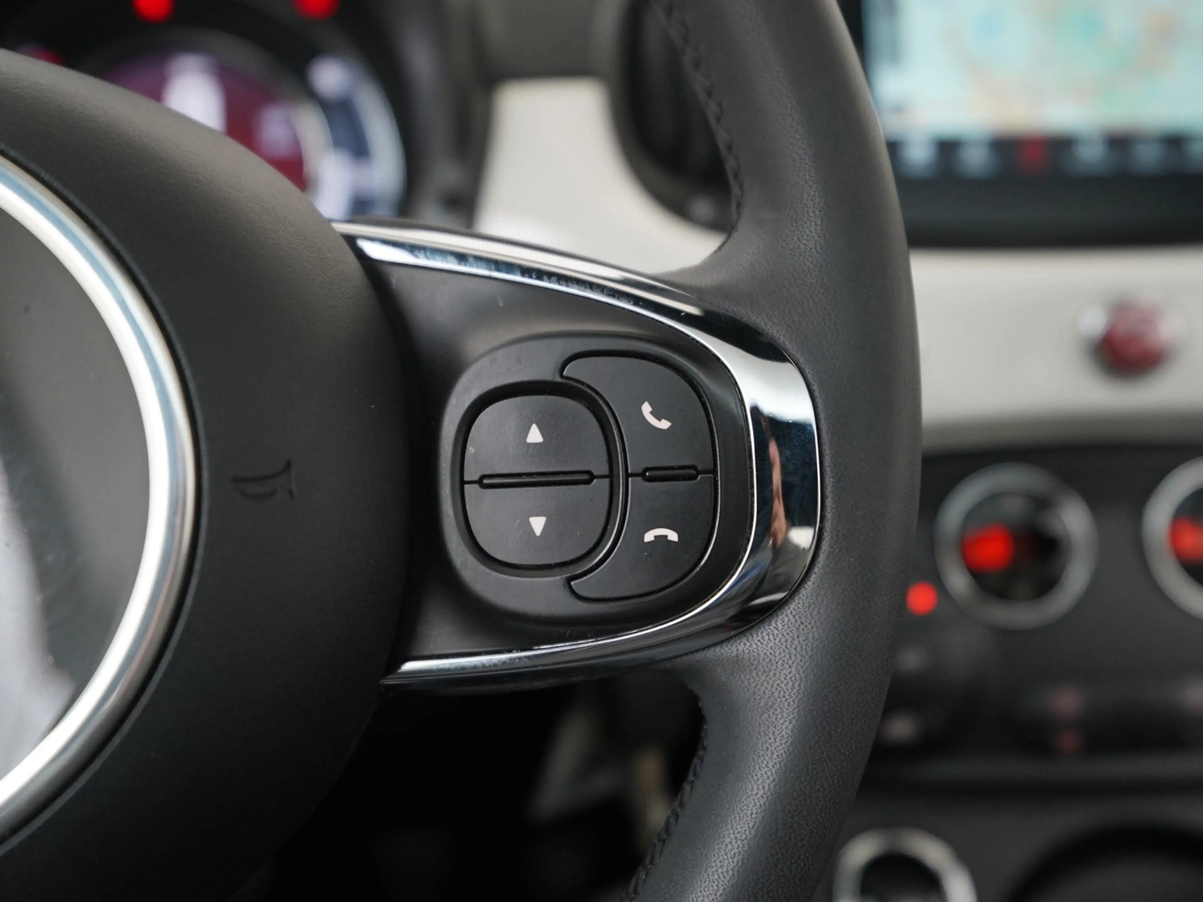 Fiat 500 1.0 Hybrid Dolcevita | Panoramadak | Navigatie | P — photo 9