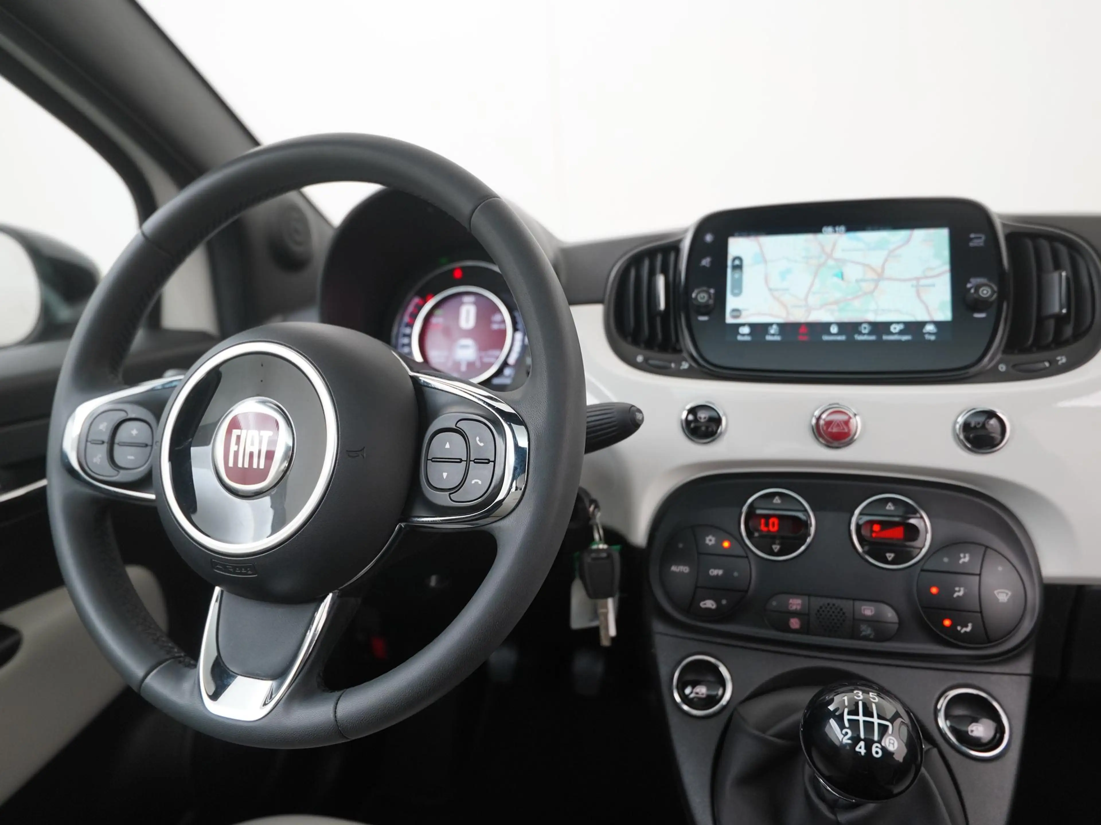 Fiat 500 1.0 Hybrid Dolcevita | Panoramadak | Navigatie | P — photo 5
