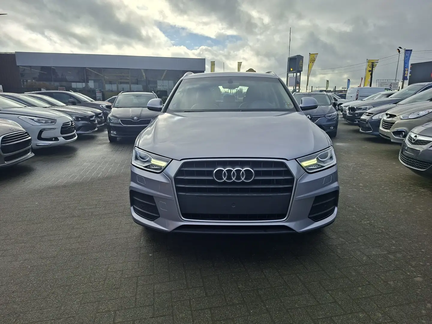 Audi Q3 Q3 1.4 TFSI Design 150CH / 12MAAND GARANTIE Argent - 2