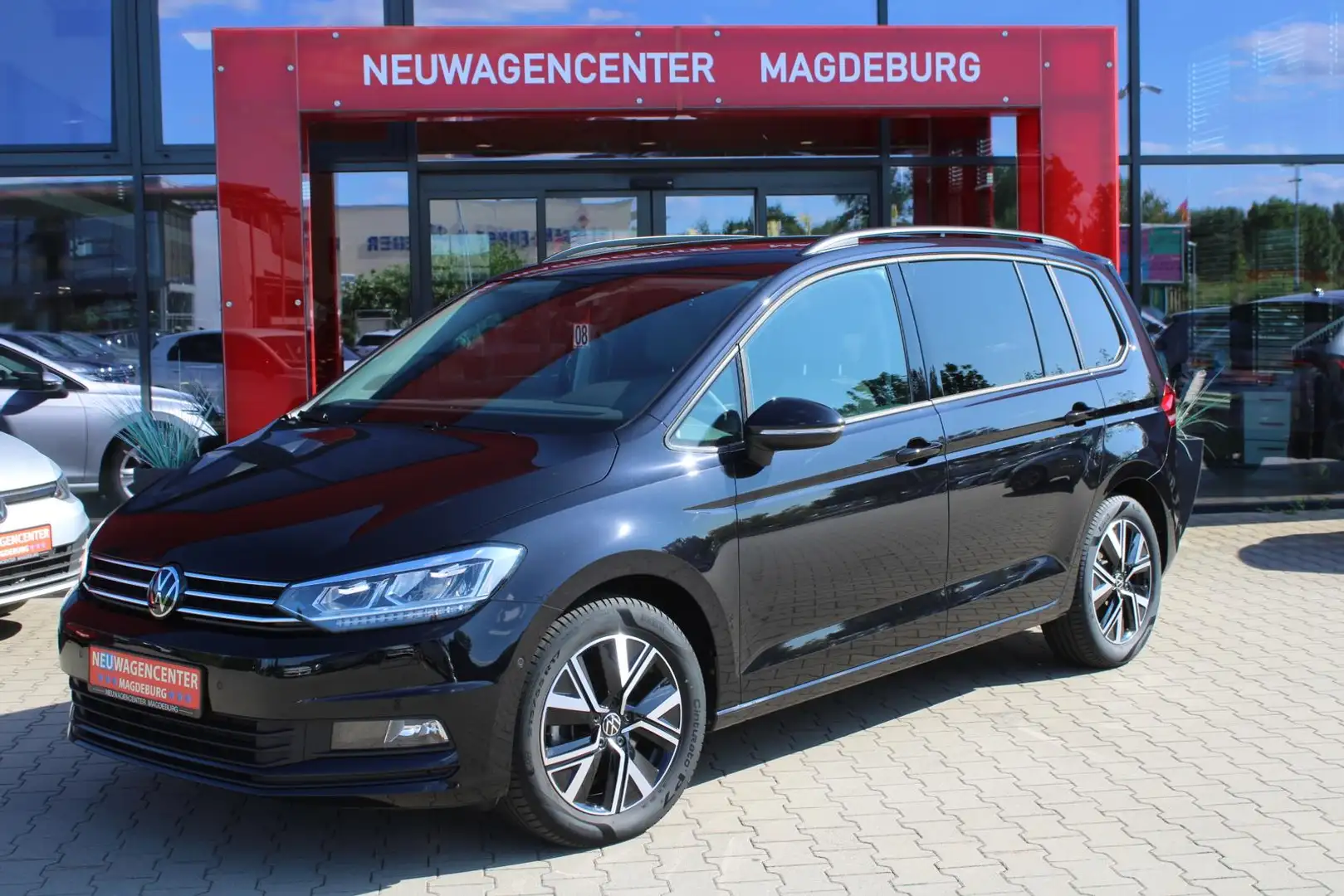 Volkswagen Touran 2.0 TDI Comfortline*7-SITZER*ST.HZG*AHK*NAVI* Zwart - 1