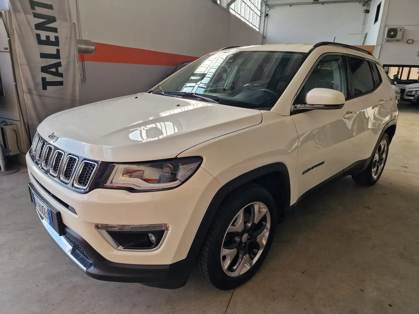 Jeep Compass Compass II 2017 1.6 mjt Limited 2wd 120cv my19 Bianco - 2