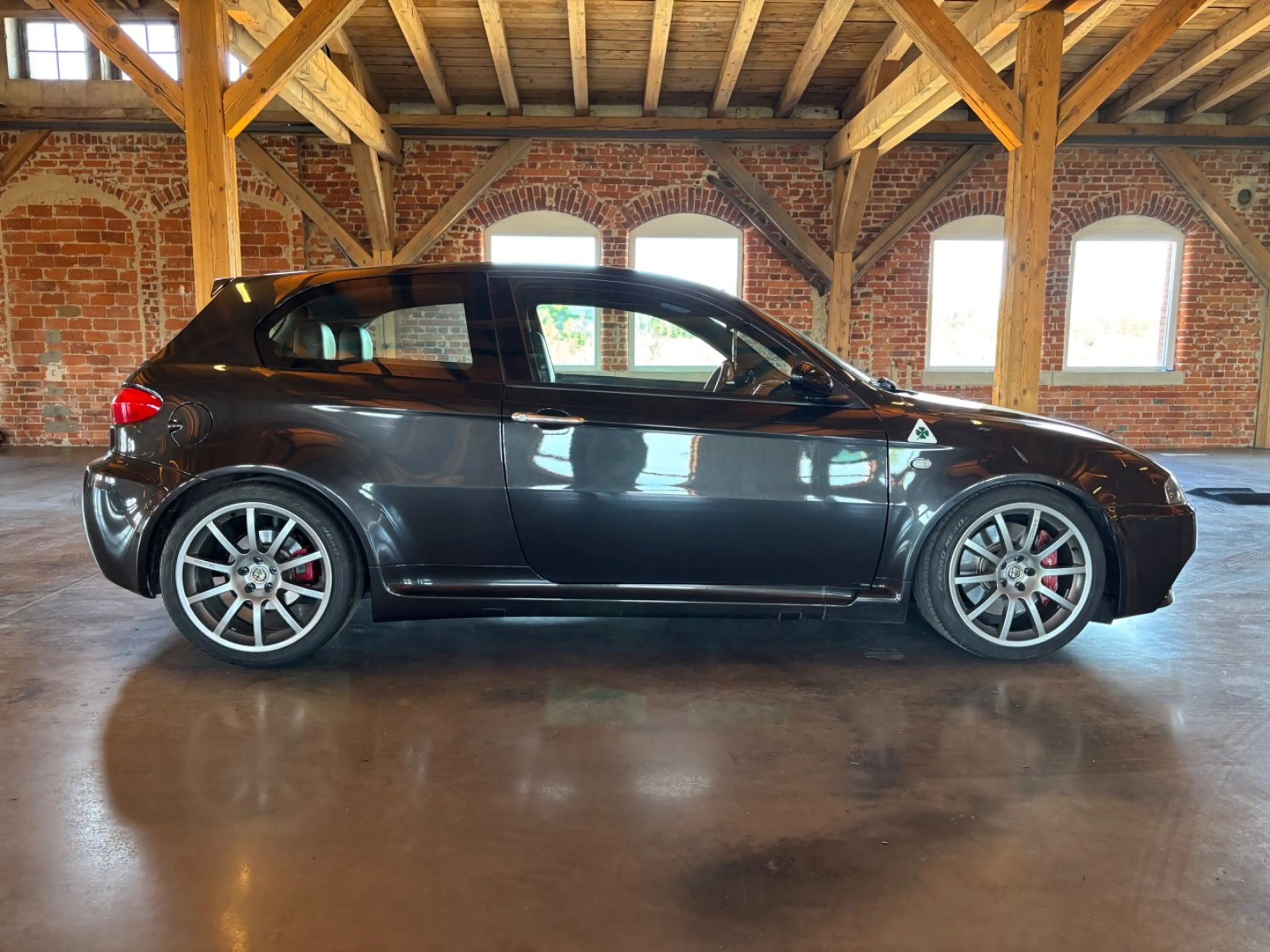Alfa Romeo 147 GTA 3.2 V6 24V *Top gepflegt*Basstuck AGA* — photo 5