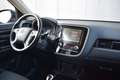 Mitsubishi Outlander 2.4 PHEV Pure ECC | Carplay | Full Map Navi | Came crna - thumbnail 2