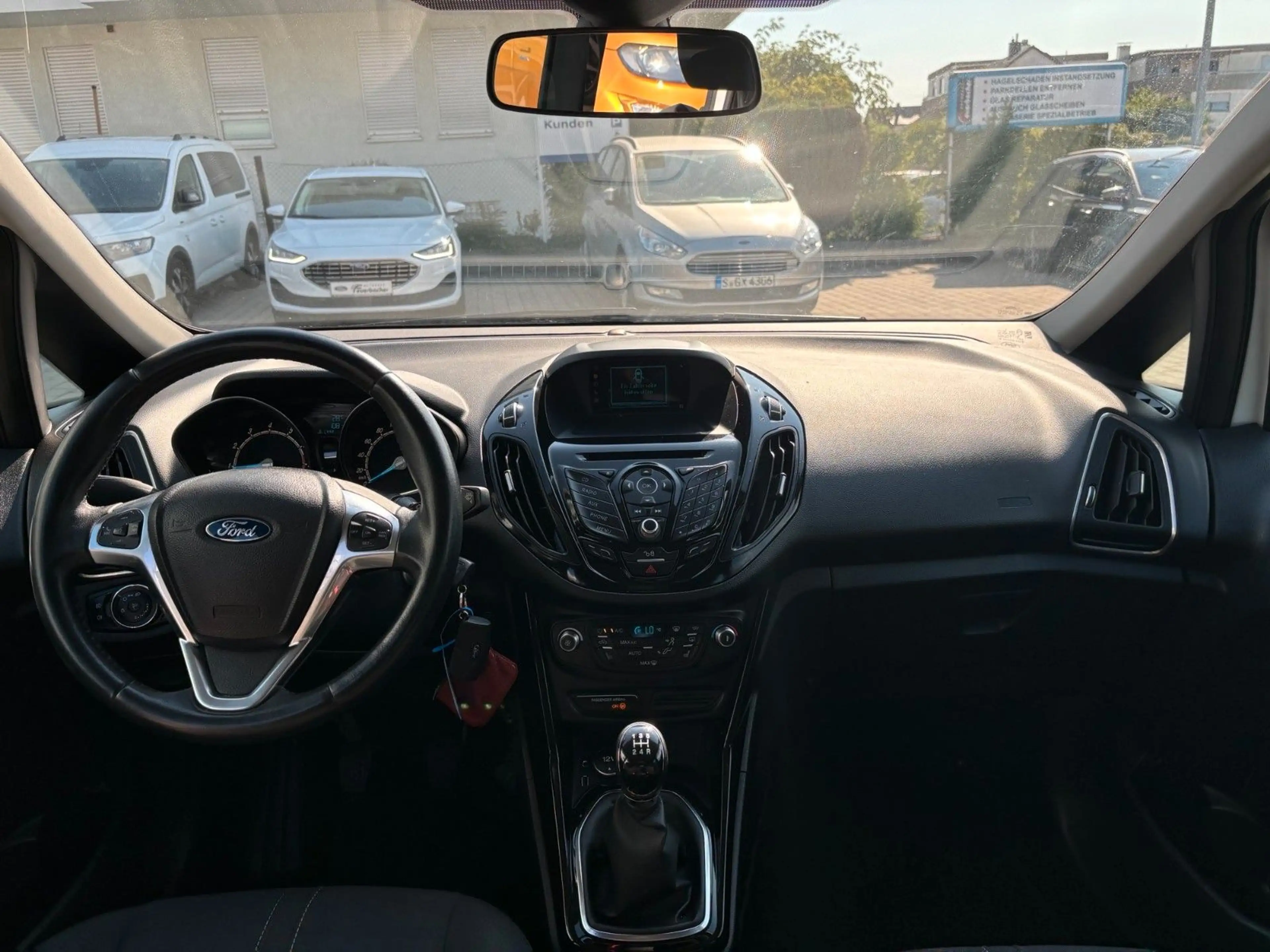 Ford B-Max 1.0 Titanium — photo 11
