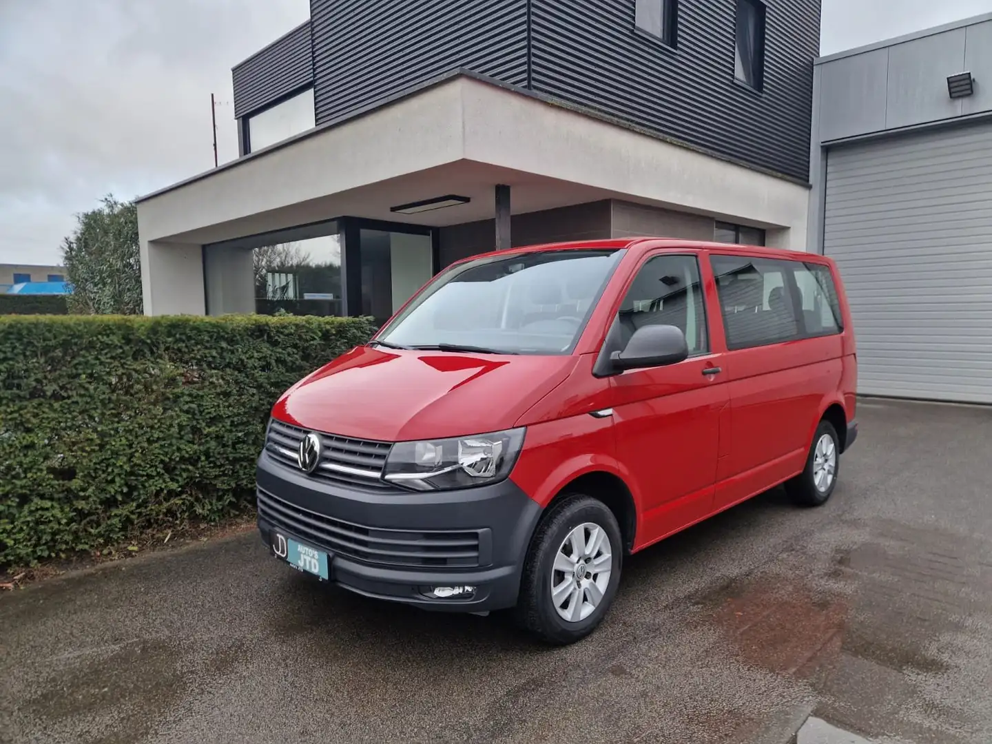 Volkswagen T6 Transporter Minibus 9-zit 150Pk Airco, trekhaak *garantie* Rouge - 1