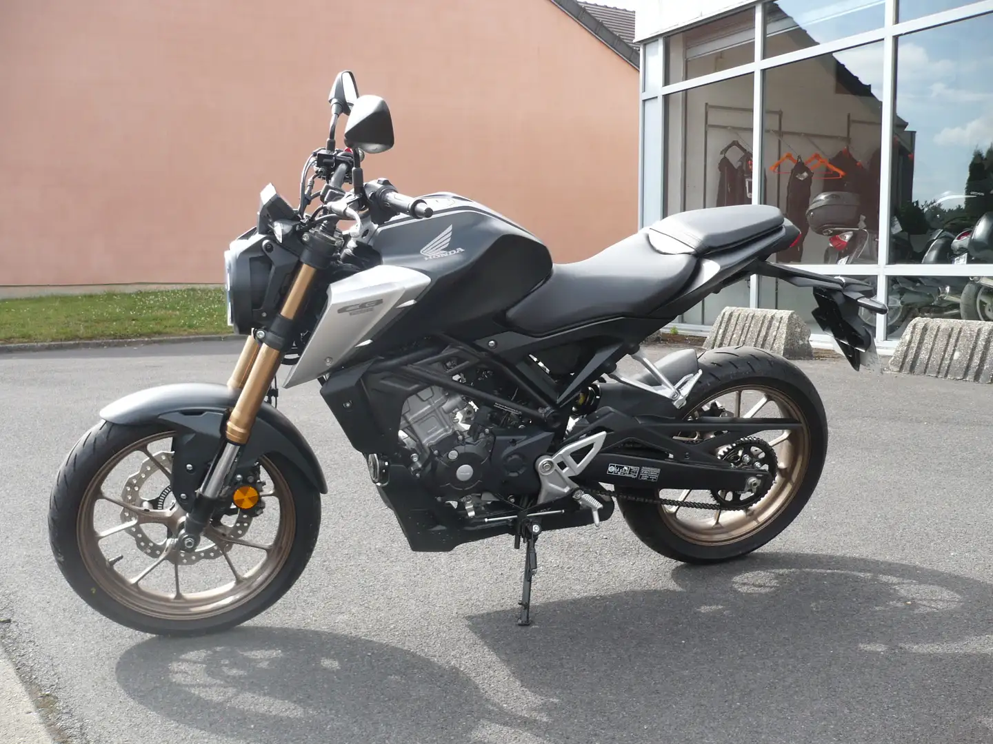 Honda CBR 125 Noir - 2