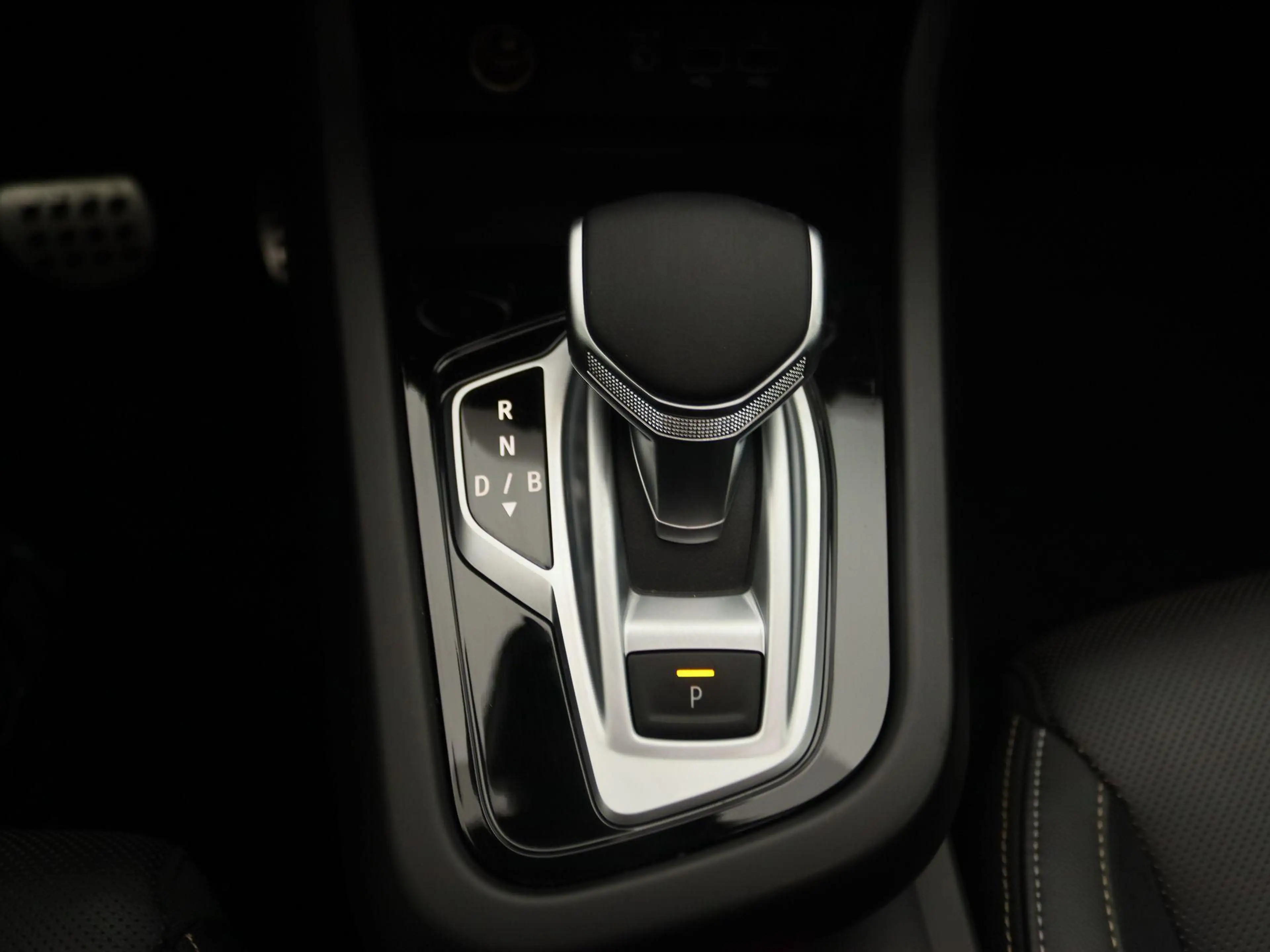 Renault Arkana E-Tech hybrid 145 E-Tech engineered | Adaptive cru — photo 11