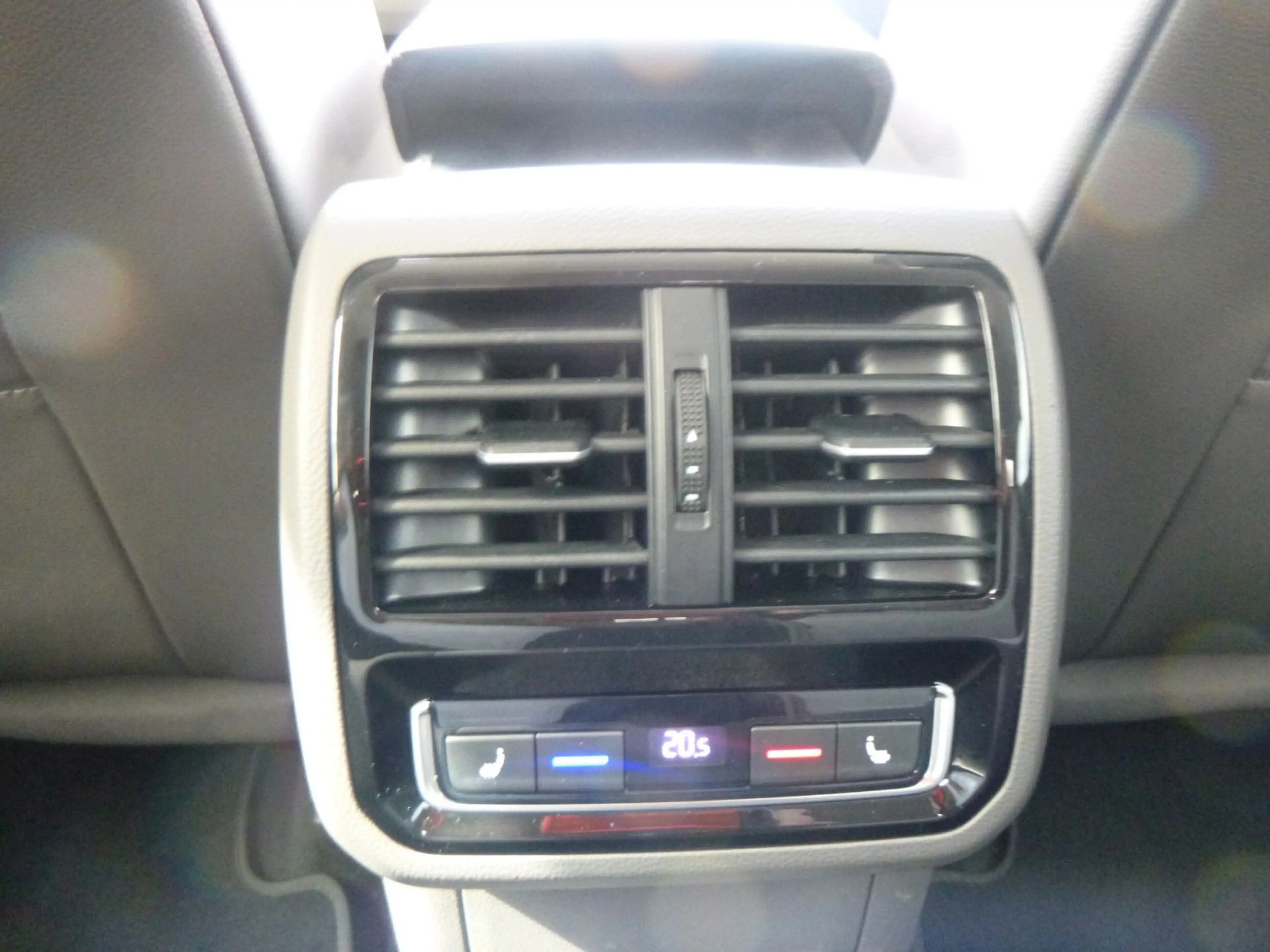 Volkswagen Arteon 2.0 TDI Elegance AUT/ACC/LED/NAV/T.LEDER — photo 15