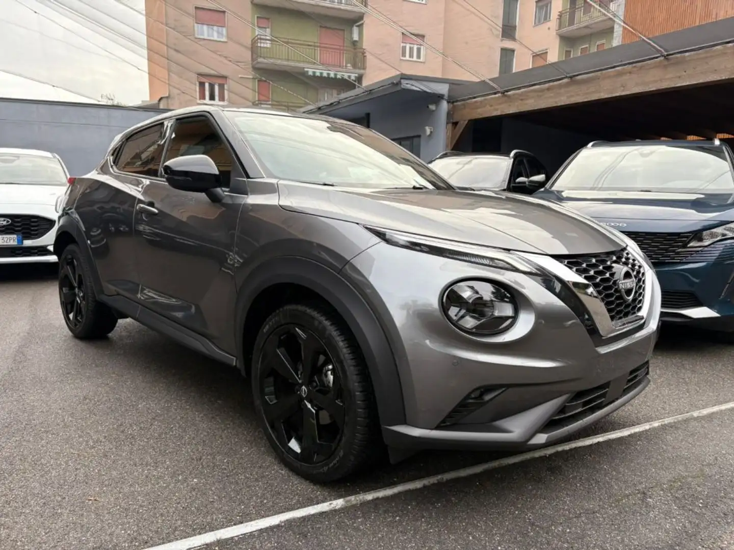 Nissan Juke 1.0 DIG-T 114 CV DCT N-Connecta *PREZZO PROMO* Grigio - 2