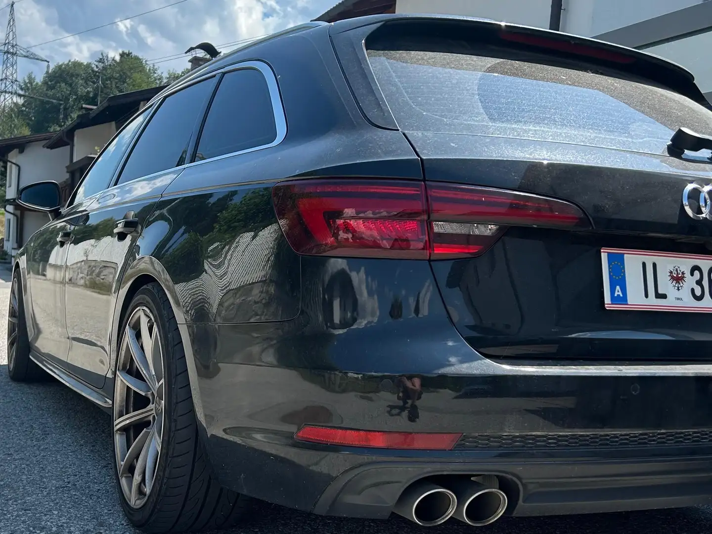 Audi A4 A4 Avant 2,0 TDI quattro Sport S-tronic Sport Schwarz - 2