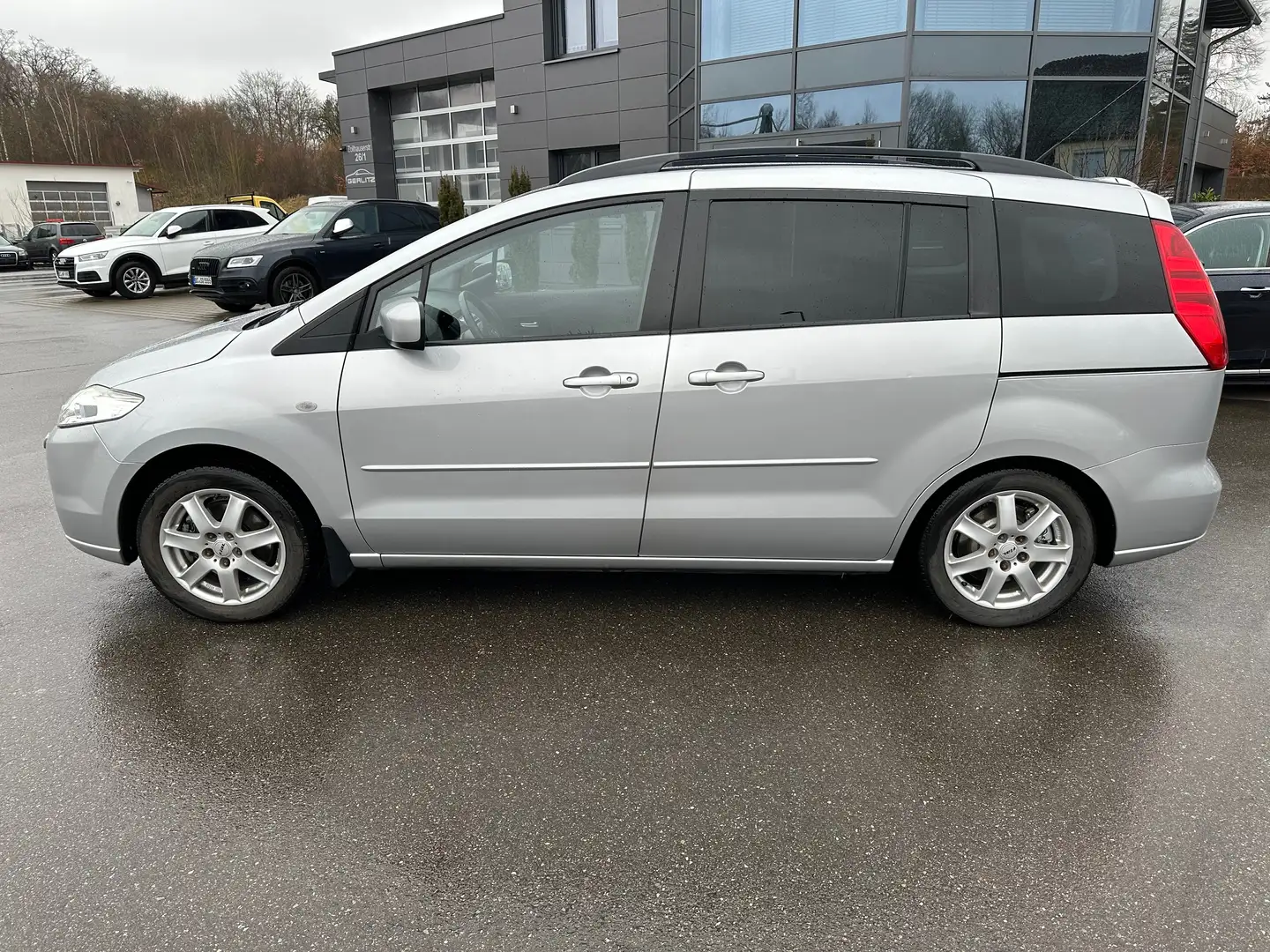 Mazda 5 2.0 Top / Xenon / 7-Sitze / SHZ / 8-fach Alu Grijs - 2