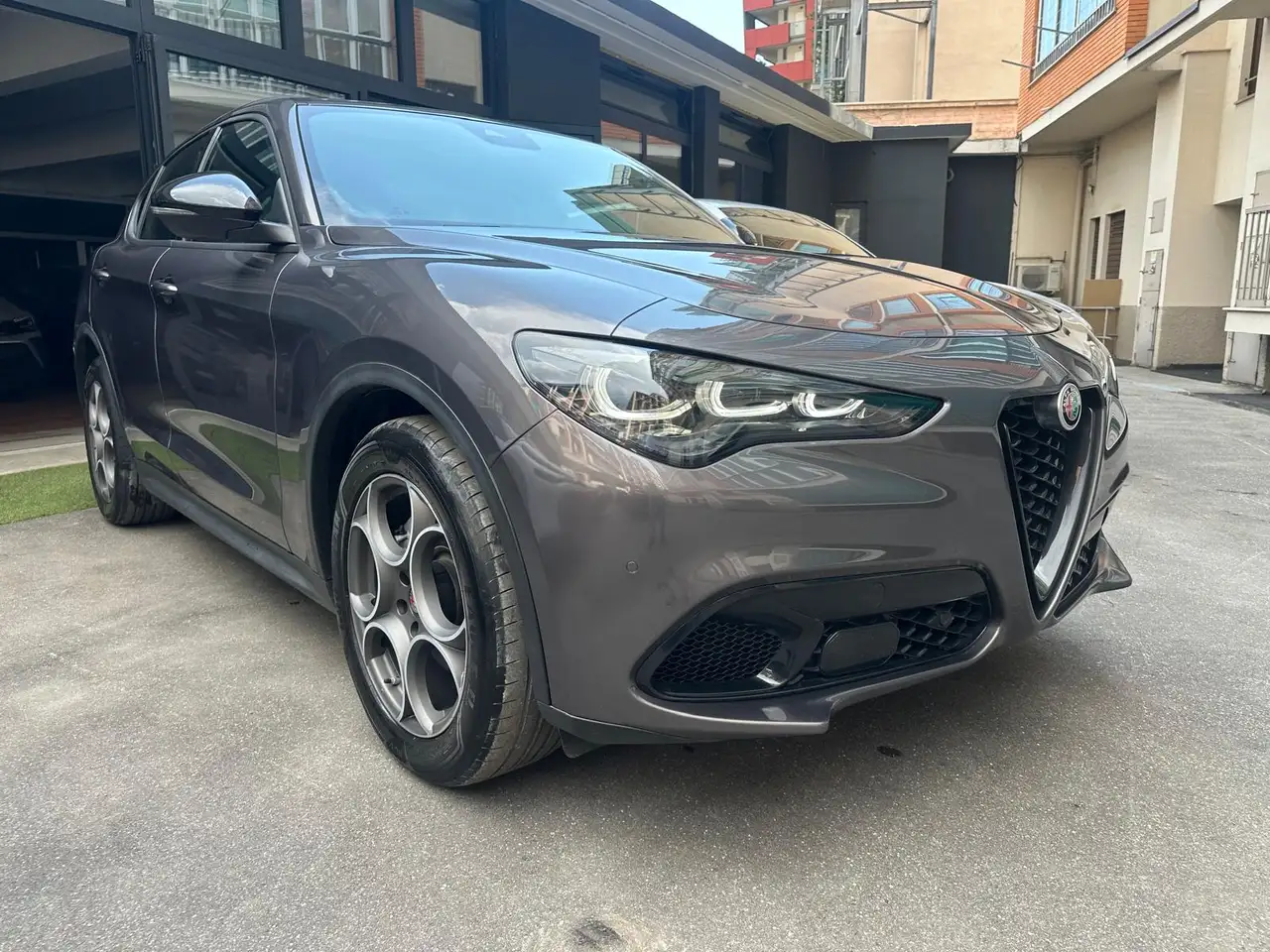 Alfa Romeo Stelvio 2024
