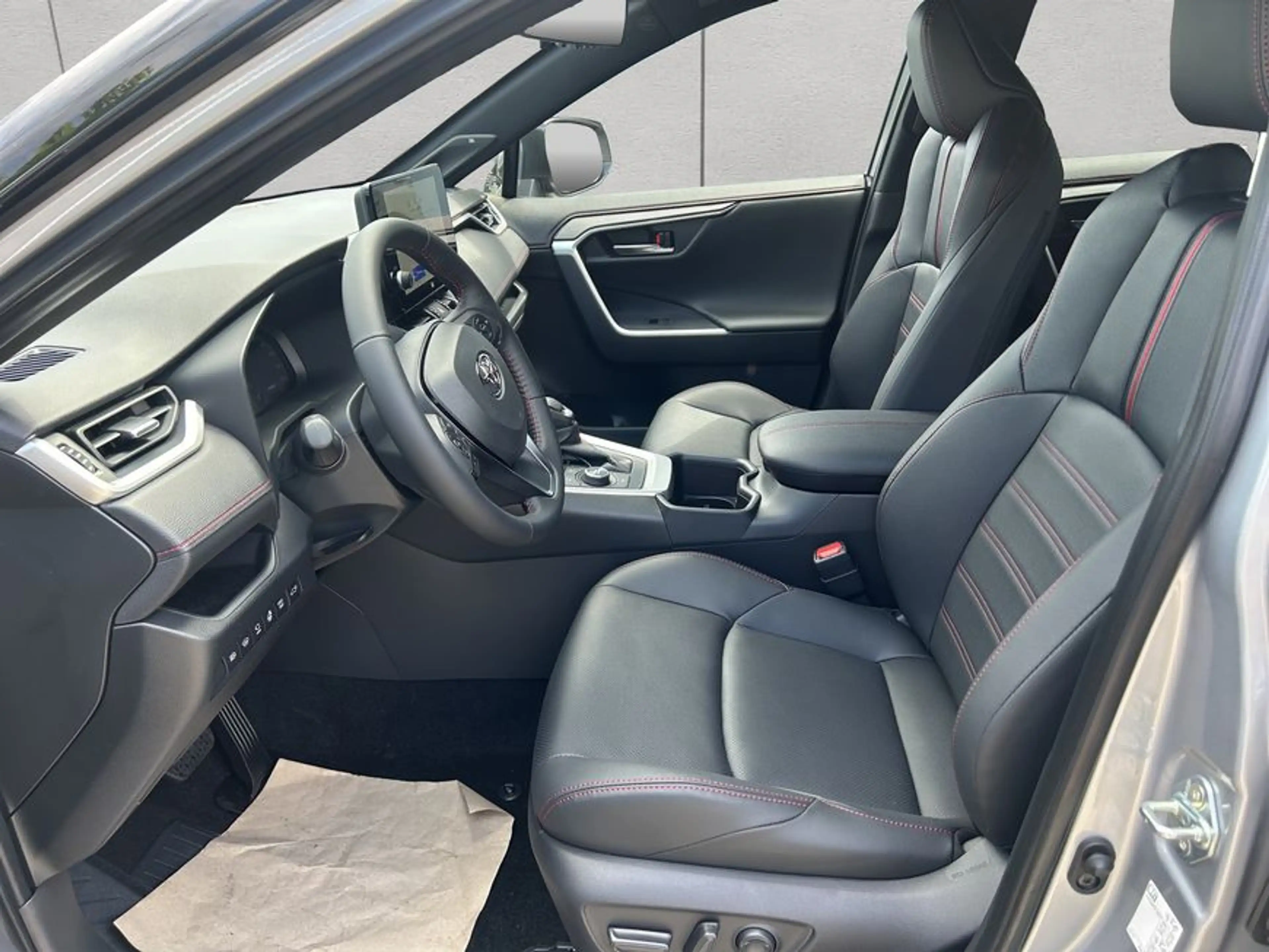 Toyota Plug-in-Hybrid Style inkl. AHK — photo 9
