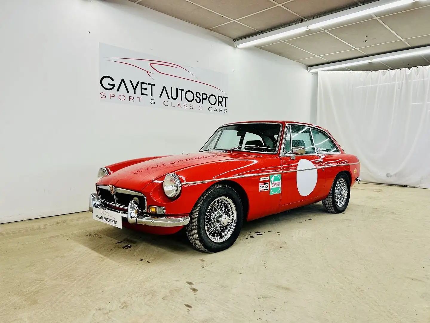 MG MGB GT Rouge - 1