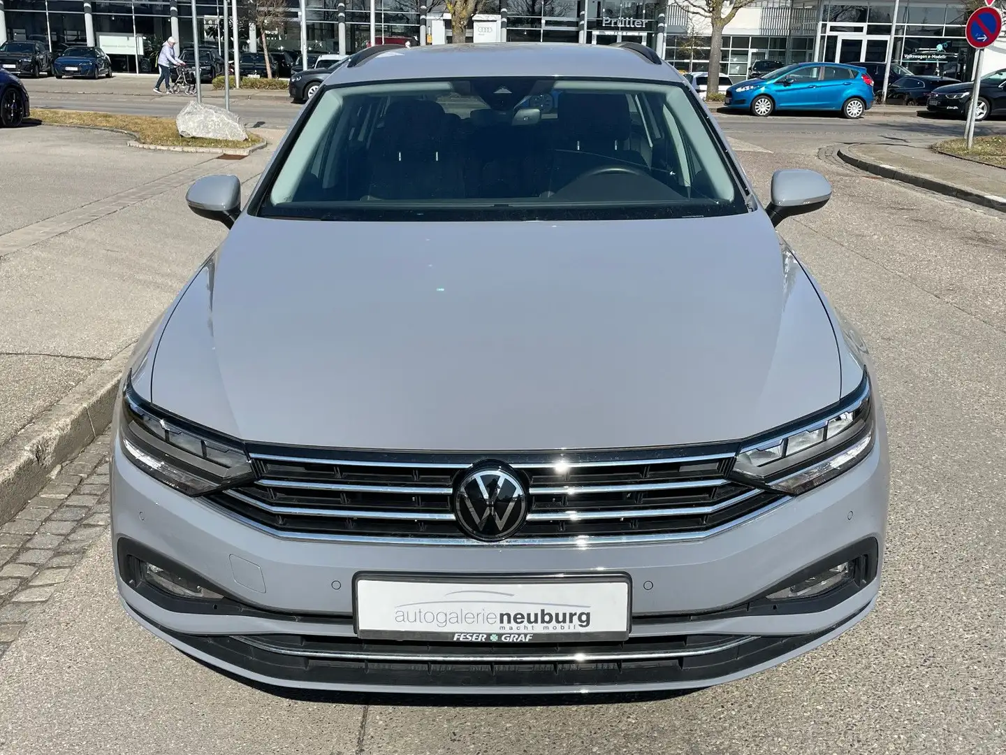 Volkswagen Passat Variant PASSAT VARIANT 1.5 TSI DSG BUSINESS | ACC | LED Grau - 2