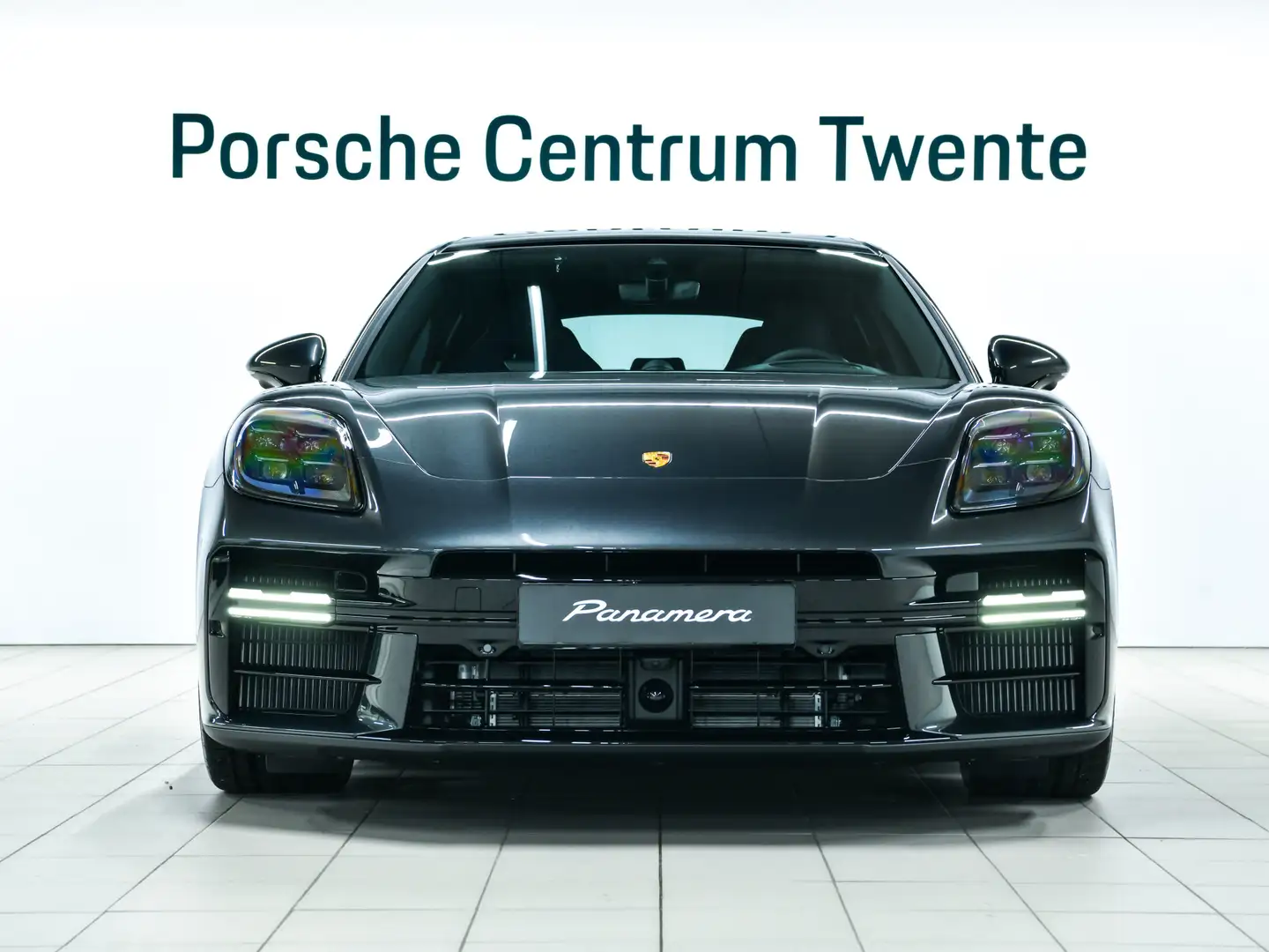 Porsche Panamera 4 E-Hybrid Grijs - 2