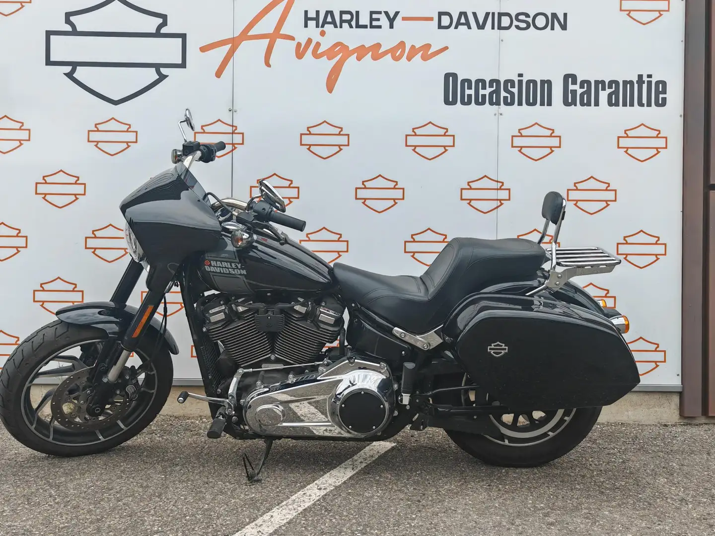 Harley-Davidson Sport Glide Noir - 1
