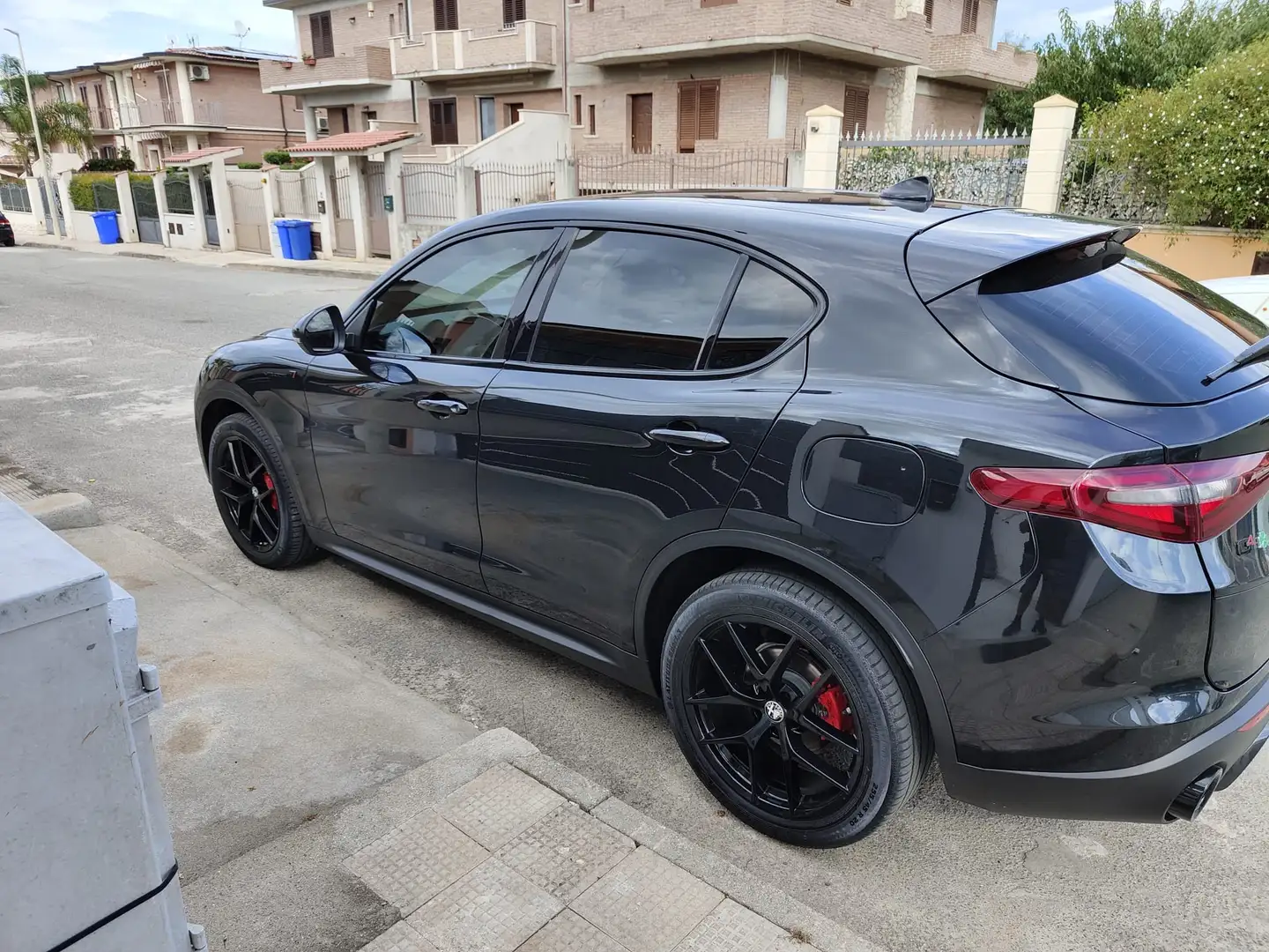 Alfa Romeo Stelvio sport - 1