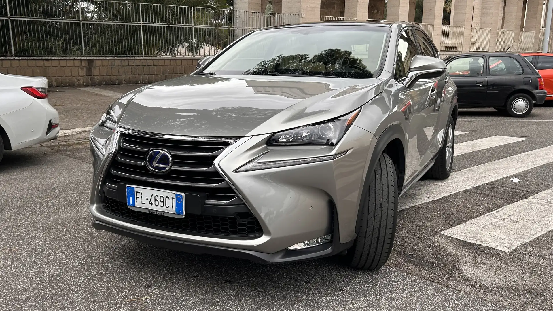 Lexus NX 300h Icon Argento - 1