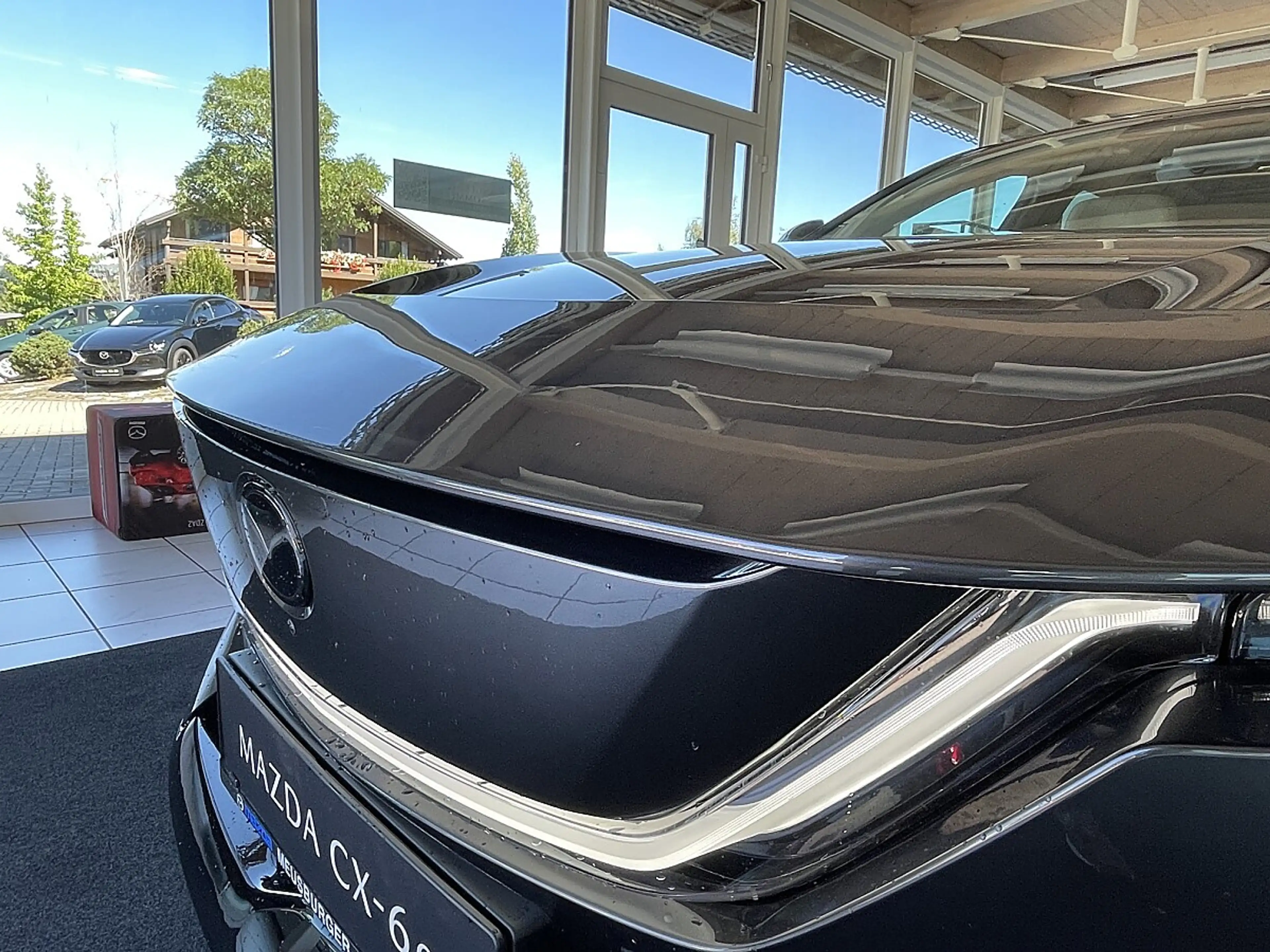 Mazda CX-6e Mazda CX-6e 78kWh Takumi — photo 9