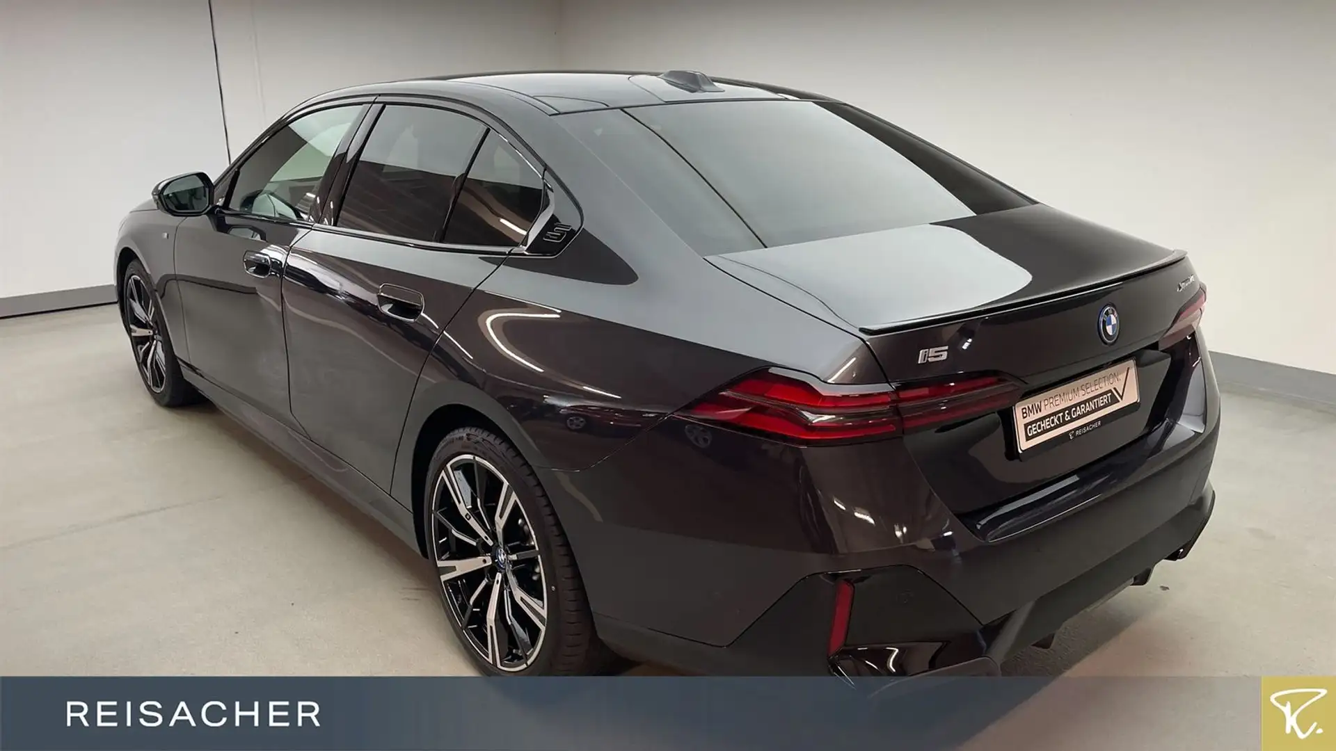 BMW i5 A xDr40 M-Sport PRO,Pano,AHK,Sitzbelü,LM20" Grau - 2