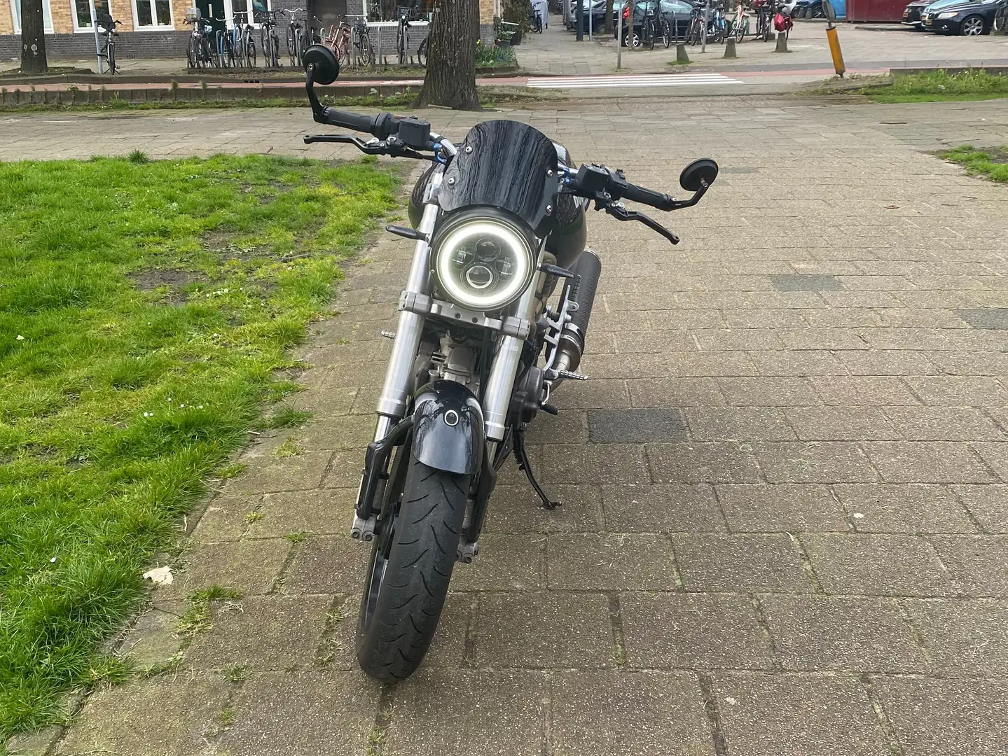Ducati Monster 600 Zwart - 2