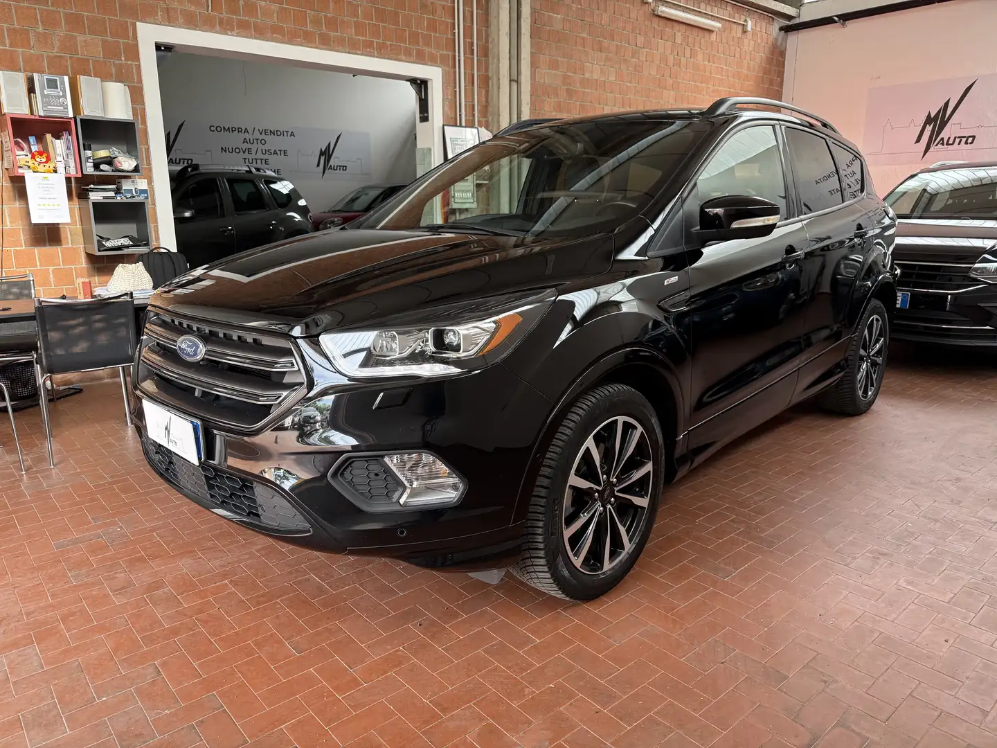 Ford Kuga 1.5 ecoboost ST-Line s&s 2wd 150cv UNICO PROP Noir - 1