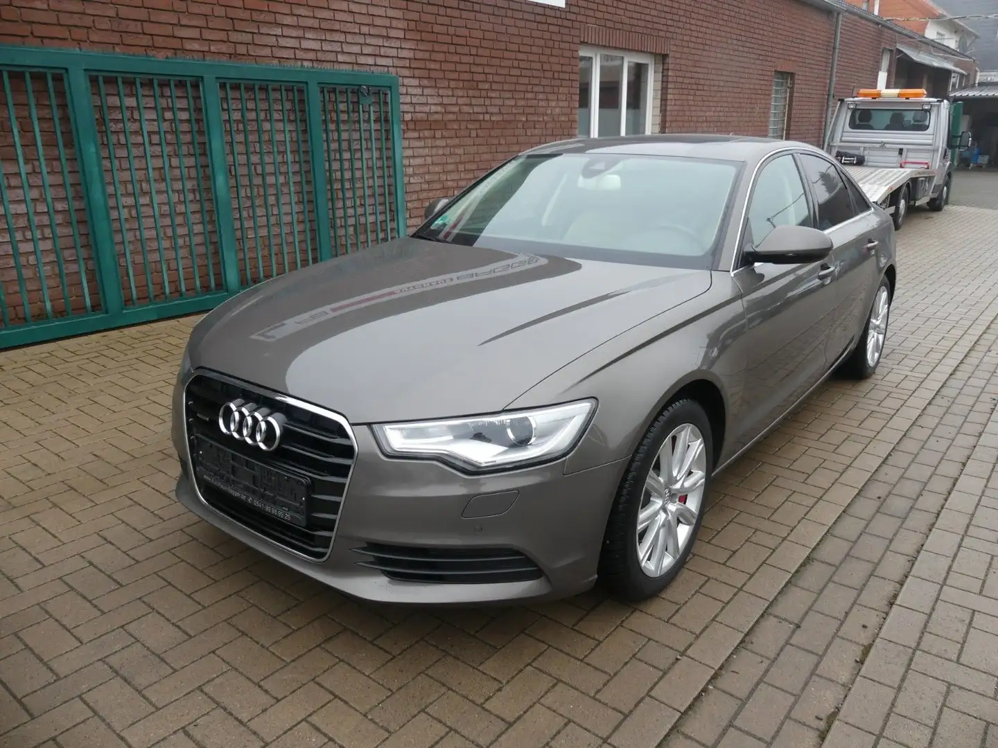 Audi A6 Lim. 3.0 TFSI quattro +Automatik+ Grau - 2