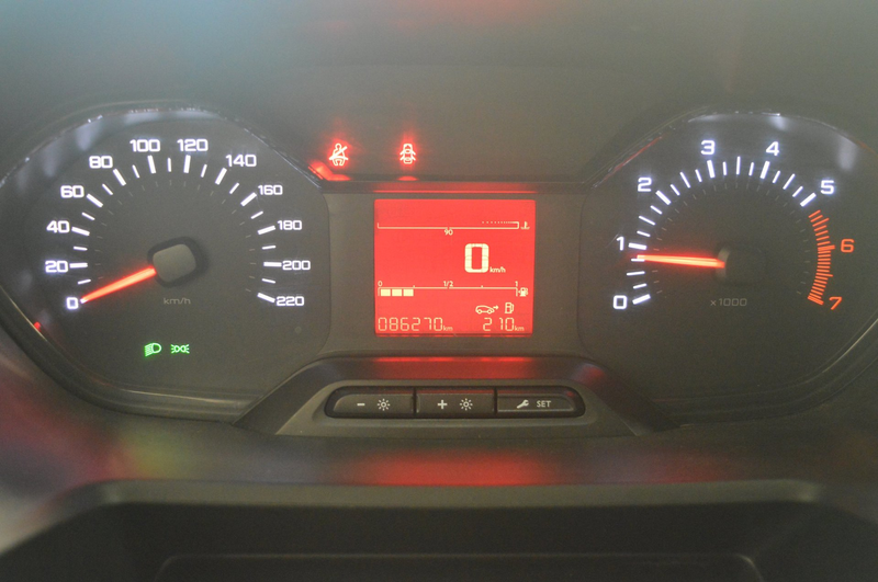 Peugeot Partner 1.5 BlueHDI Pro // 86.000 KM // trekhaak // IMPERI — photo 17