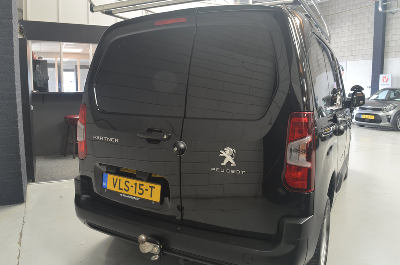 Peugeot Partner 1.5 BlueHDI Pro // 86.000 KM // trekhaak // IMPERI — photo 4