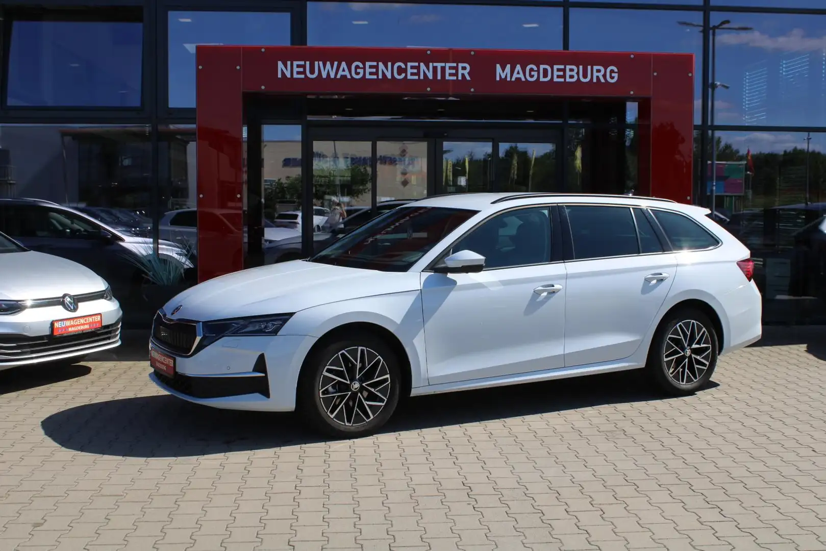 Skoda Octavia 2.0 TDI Selection*HuD*MATRIX*360°KAMERA*Virtuelles Weiß - 1