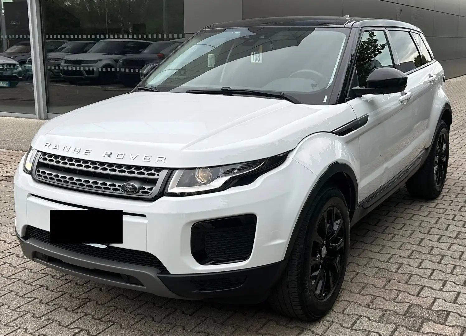 Land Rover Range Rover Evoque Range Rover Evoque 2.0 TD4 150 CV 5p. Pure Weiß - 1