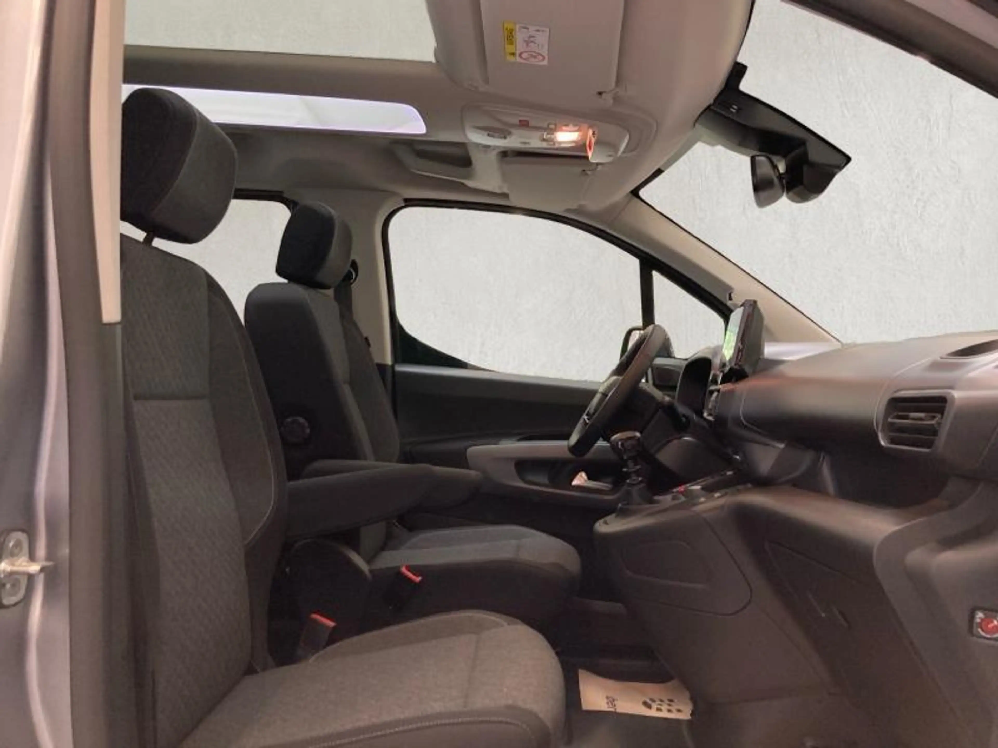 Opel Combo Life E 1.5D TURBO 130CH — photo 13