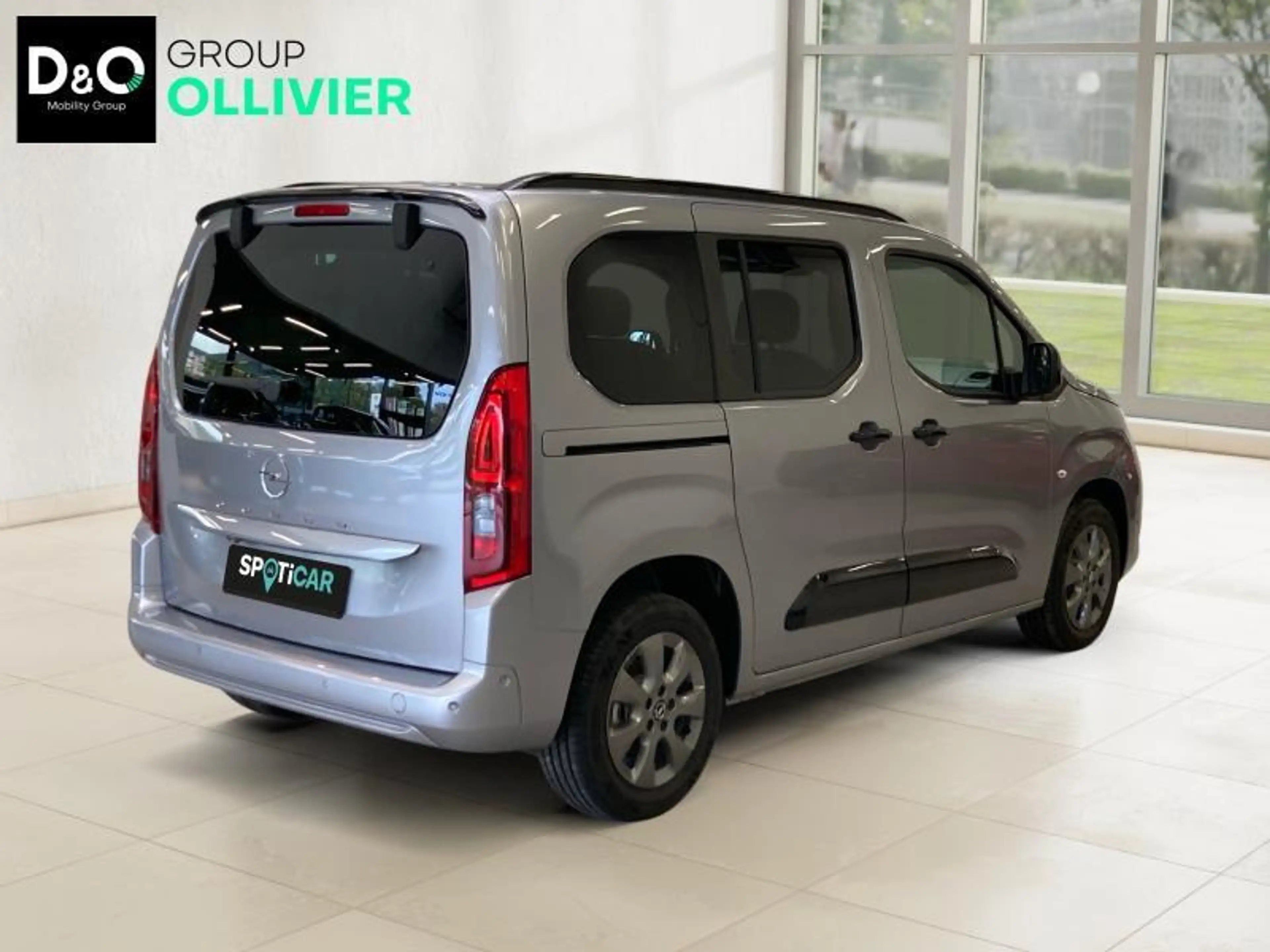 Opel Combo Life E 1.5D TURBO 130CH — photo 7